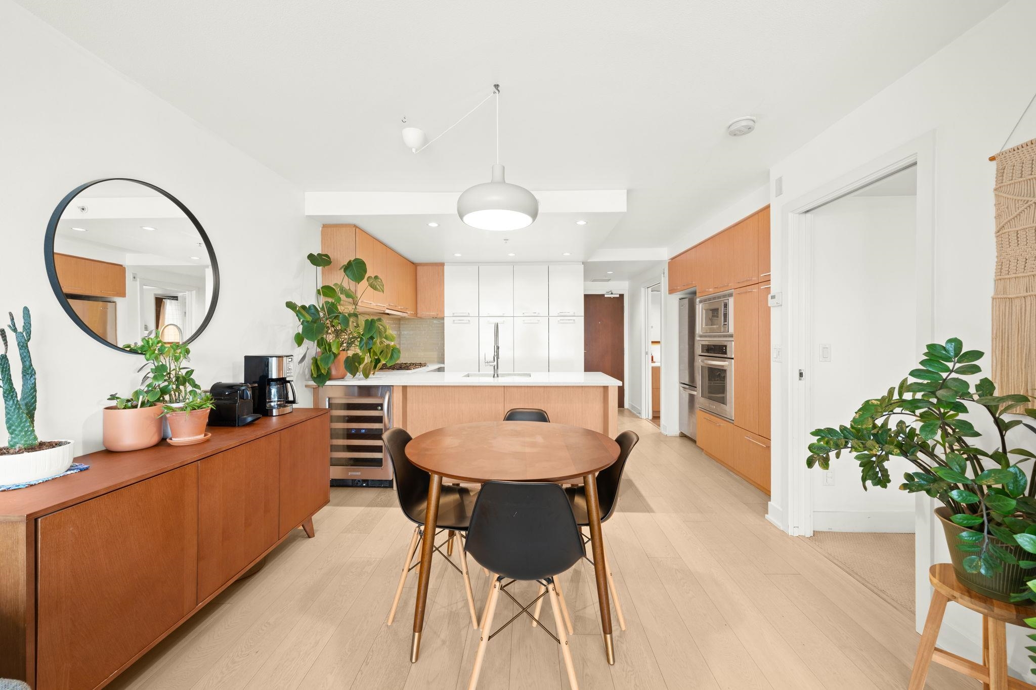 2008 Pine Street #425, Vancouver, BC V6J 0B8