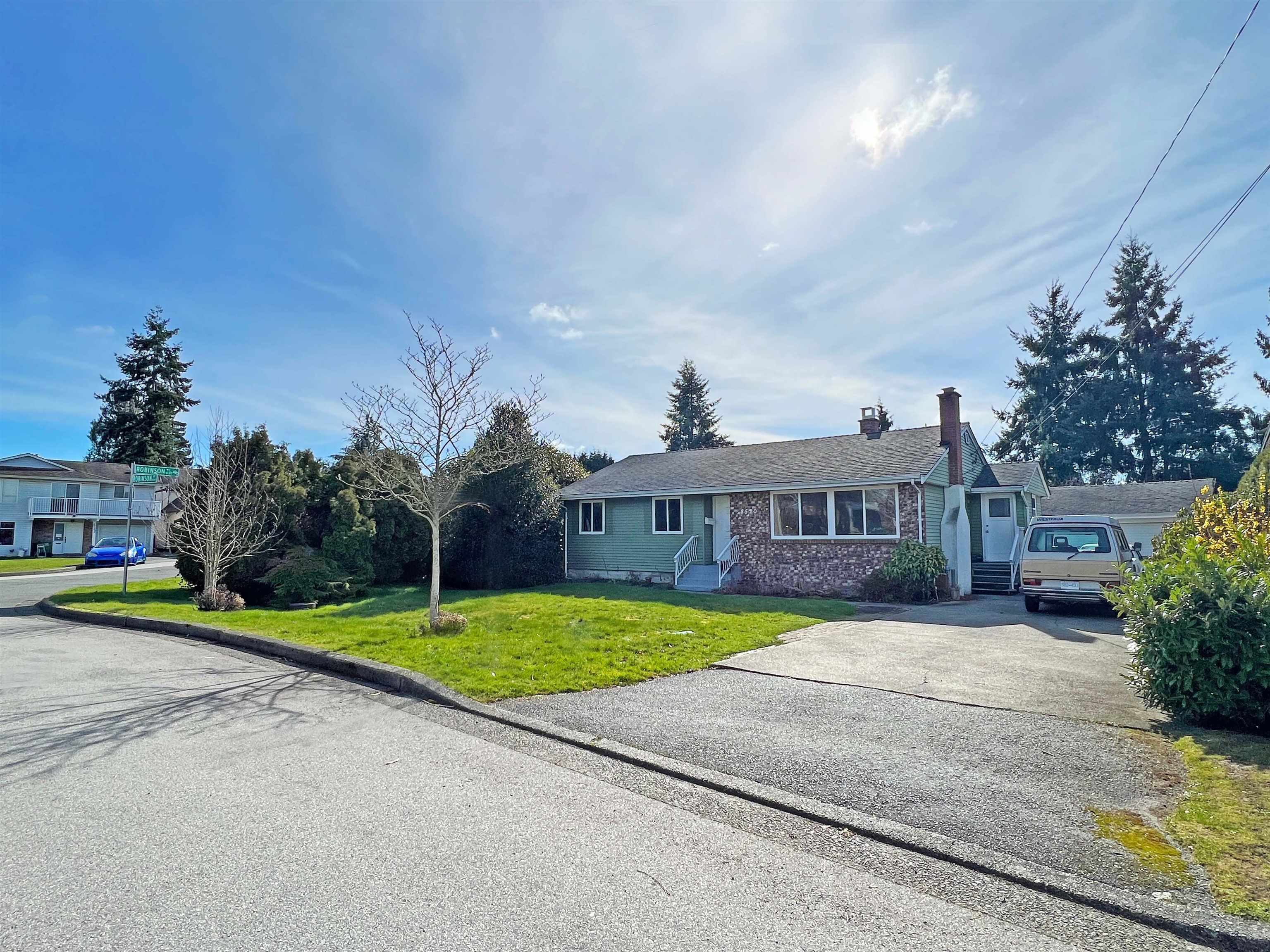 8520 Robinson Road, Richmond, BC V6Y 1B5