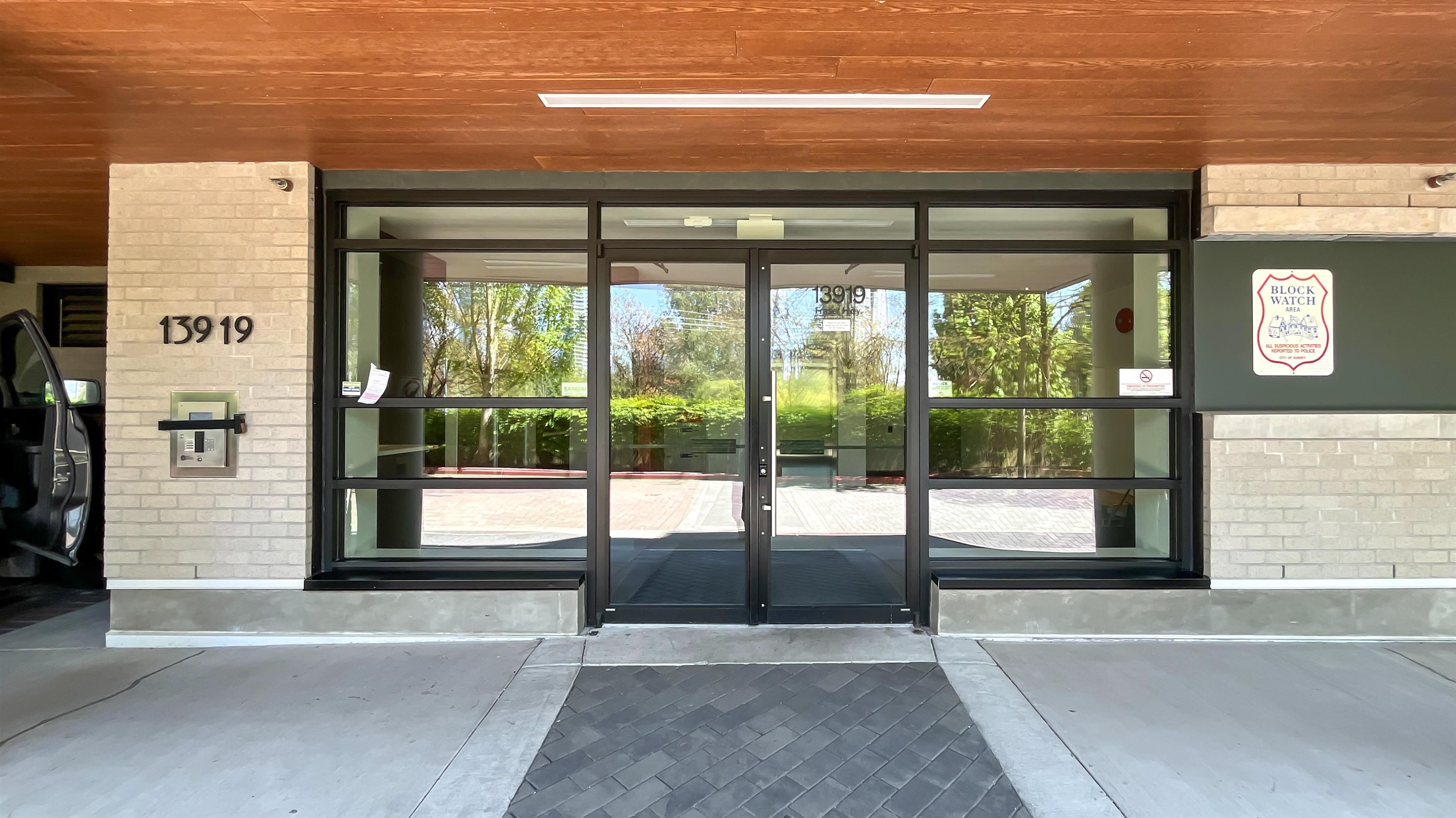 13919 Fraser Highway #212, Surrey, BC V3T 4E6