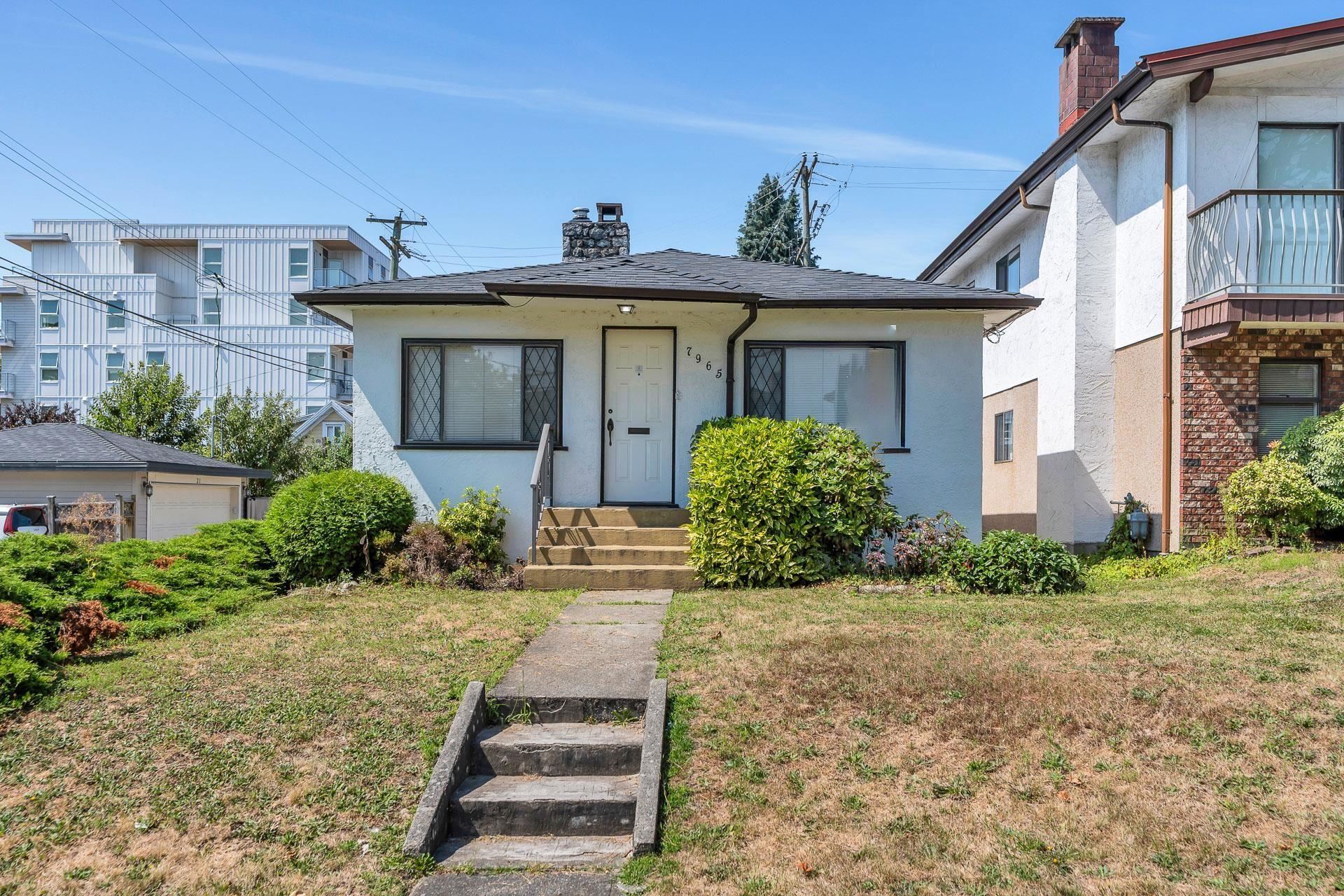 7965 Ontario Street, Vancouver, BC V5X 3E2