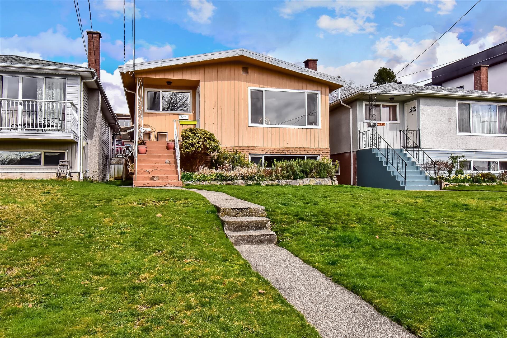 5477 Portland Street, Burnaby, BC V5J 2R5