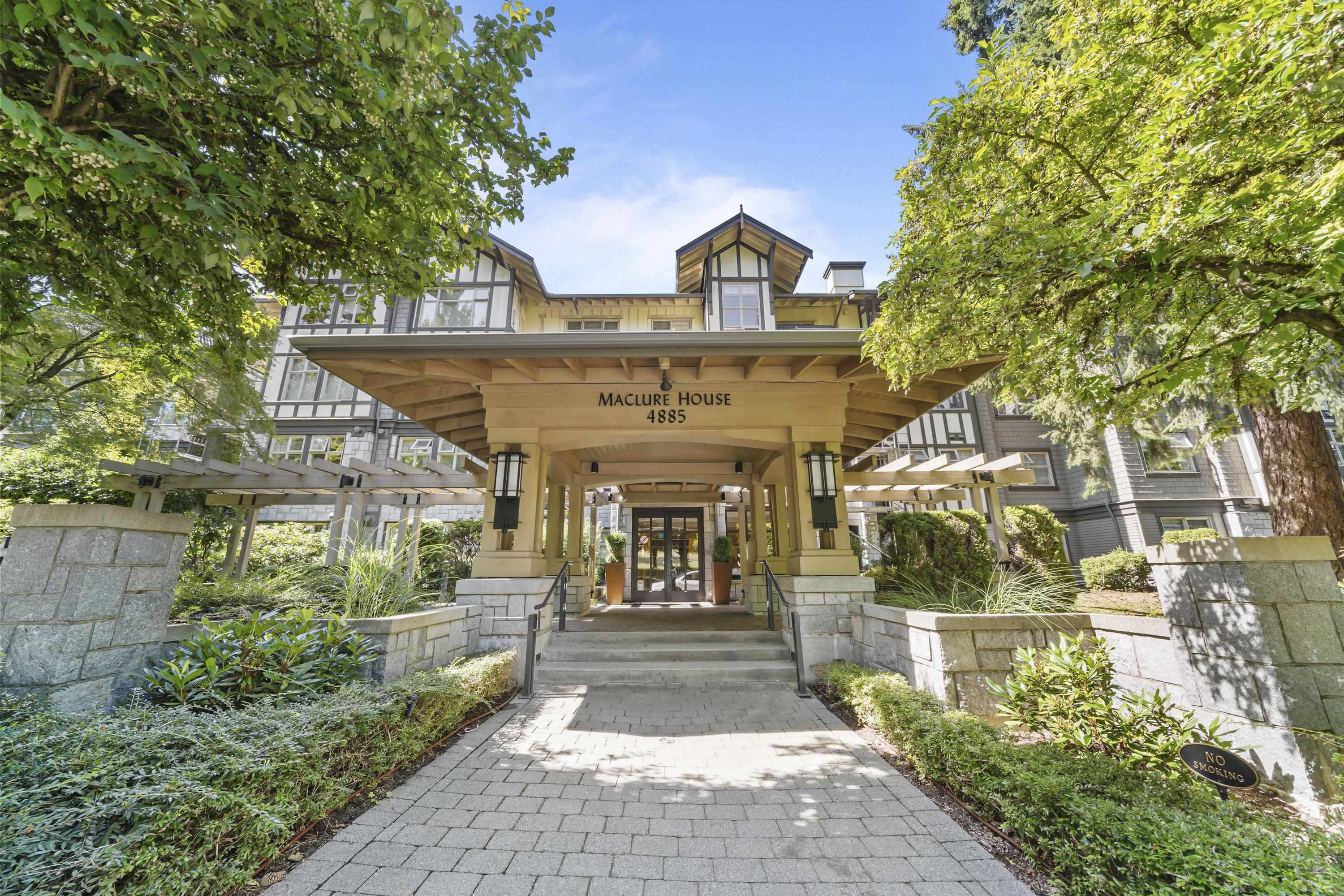 4885 Valley Drive #301, Vancouver, BC V6J 5M7