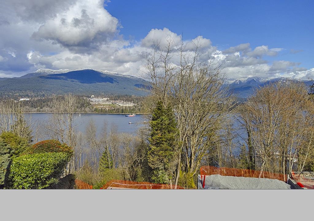 5645 Highfield Drive, Burnaby, BC V5B 1E4
