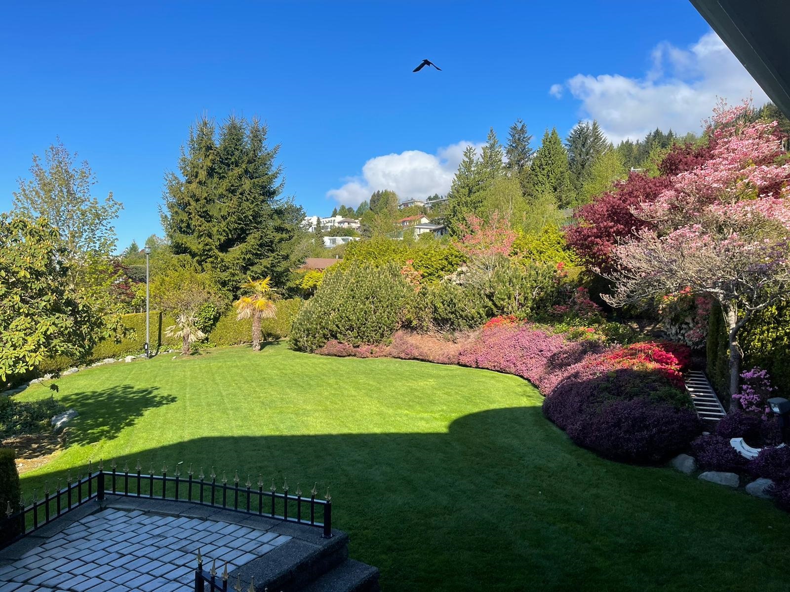 1409 Chartwell Drive, West Vancouver, BC V7S 2R7