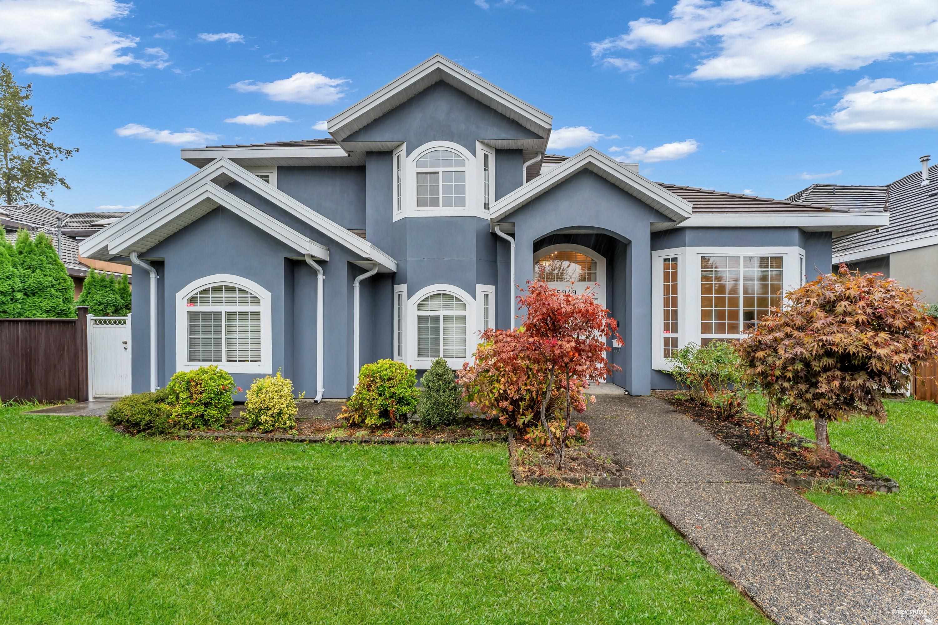 108 Avenue, Surrey, BC V4N 1J6