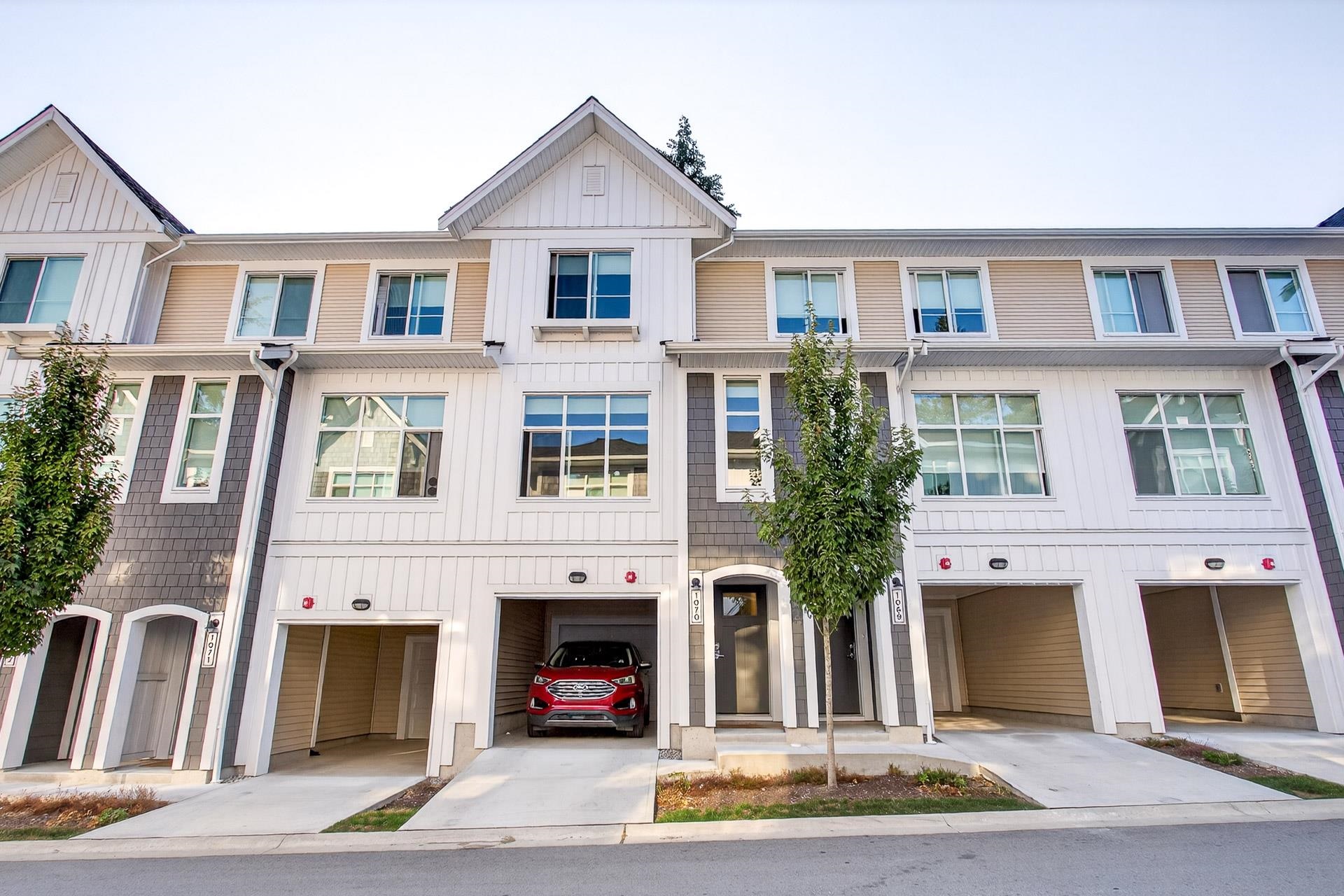 11280 Pazarena Place #1070, Maple Ridge, BC V2X 9H8