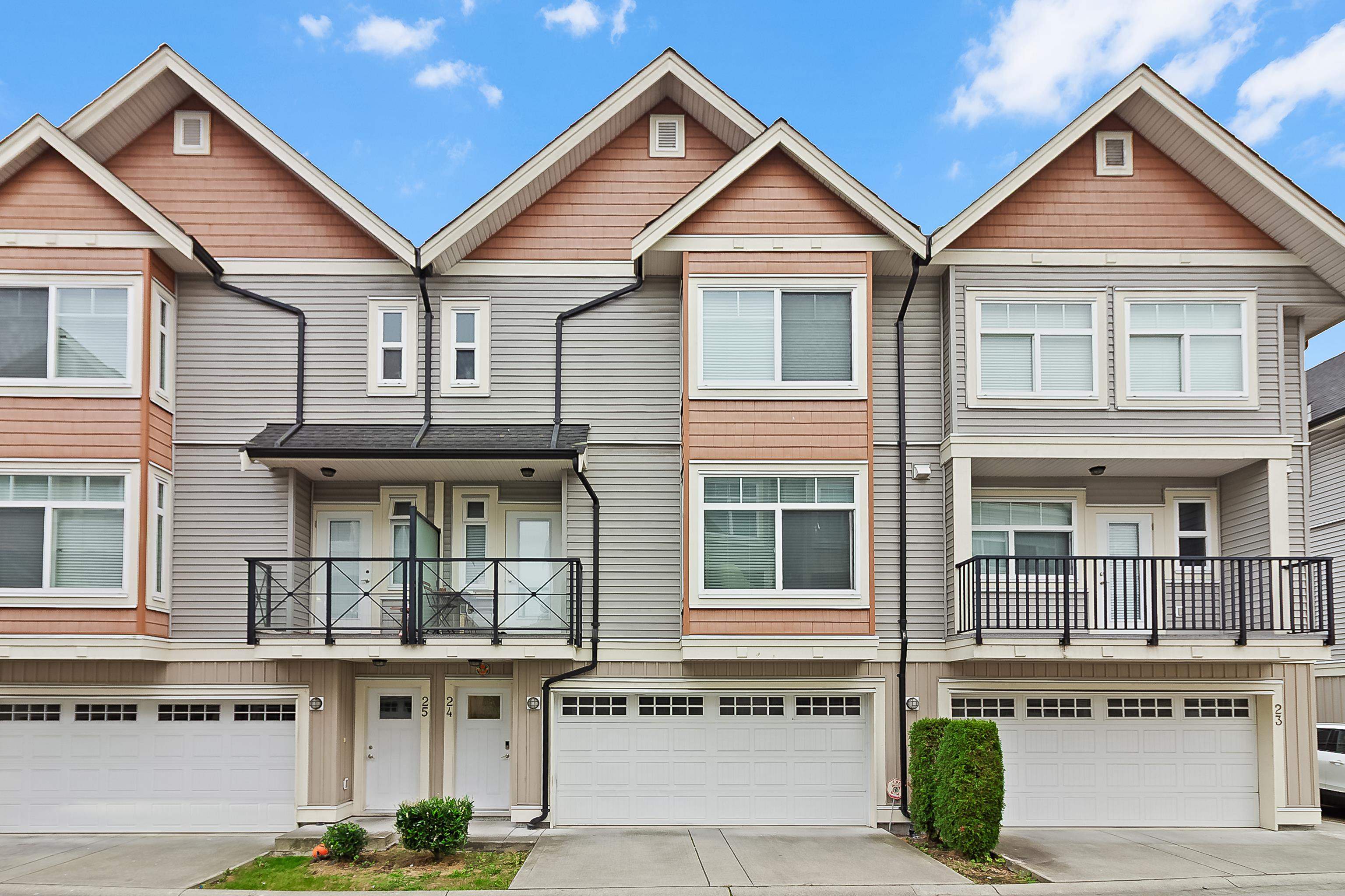 12092 70 Avenue #24, Surrey, BC V3W 1A6