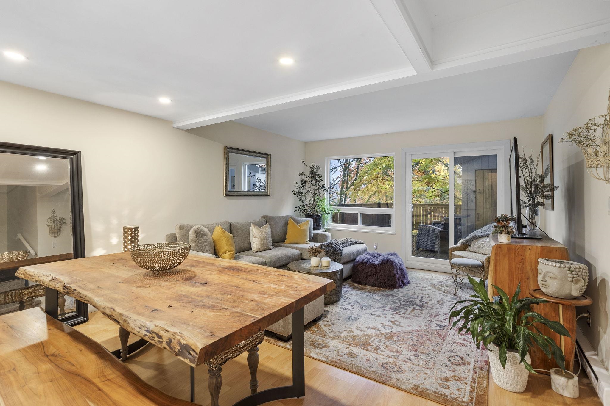 882 Cunningham Lane, Port Moody, BC V3H 3S4