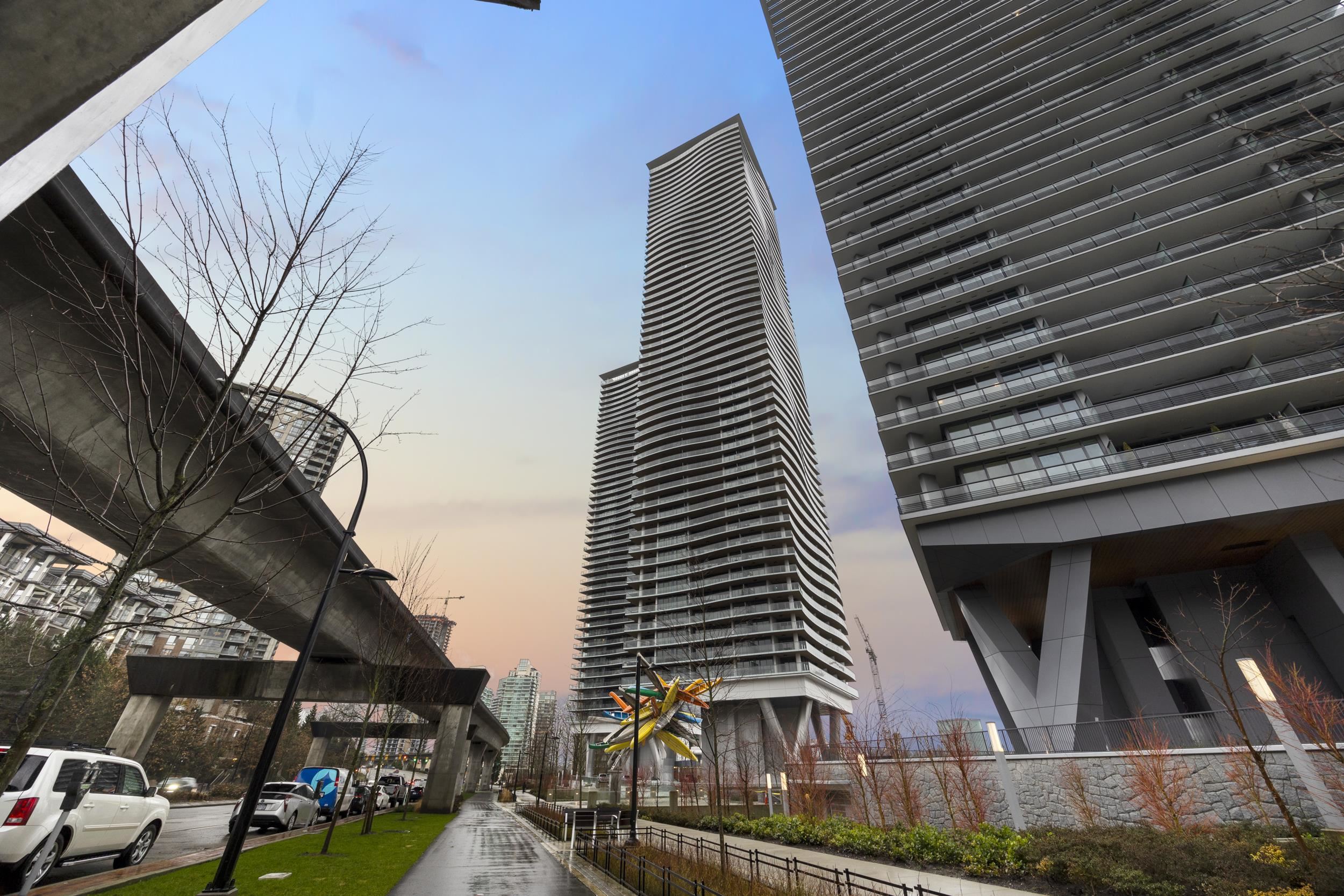 4880 Lougheed Highway Hwy #1303, Burnaby, BC V5C 0N1