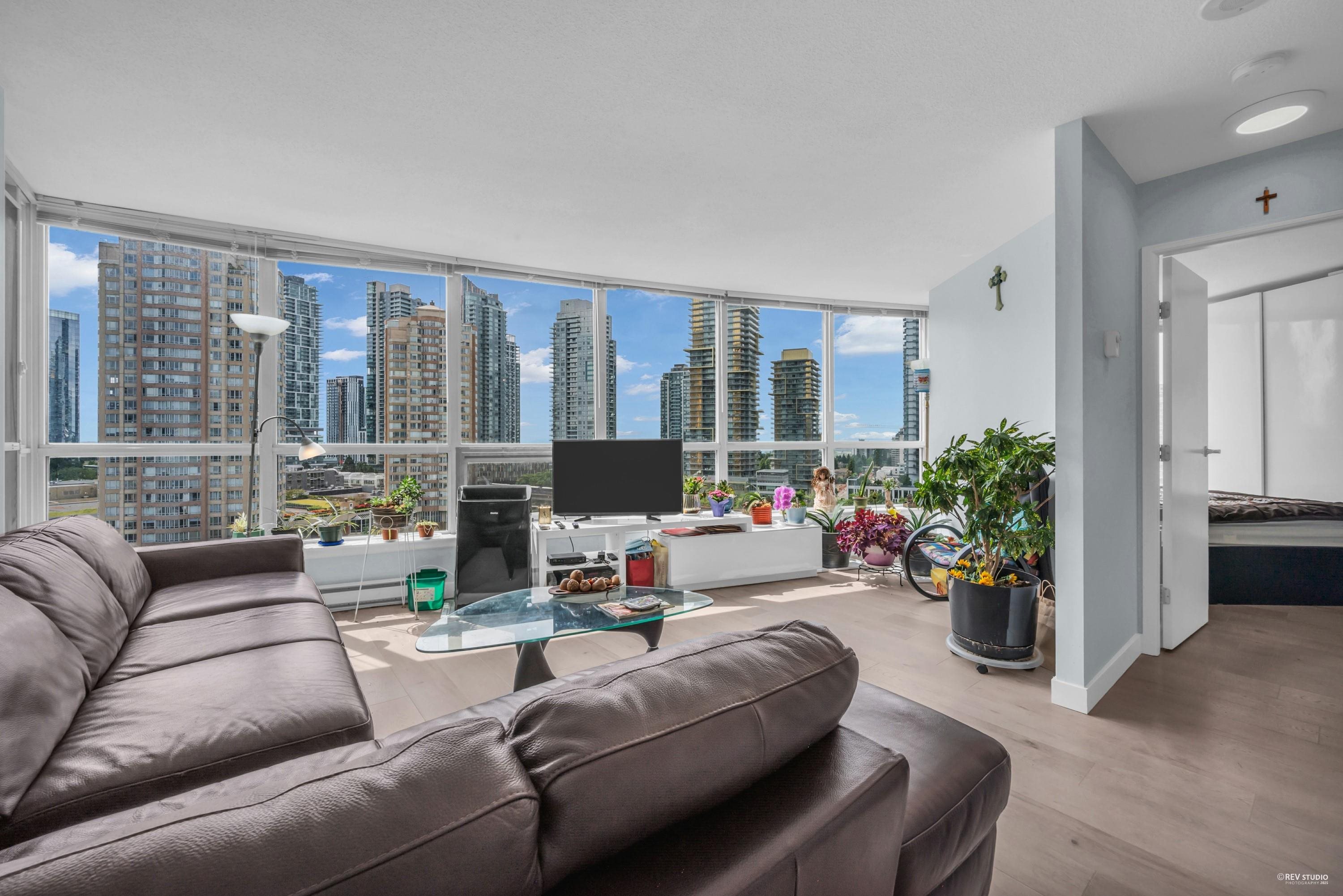 6088 Willingdon Avenue #1801, Burnaby, BC V5H 4V2