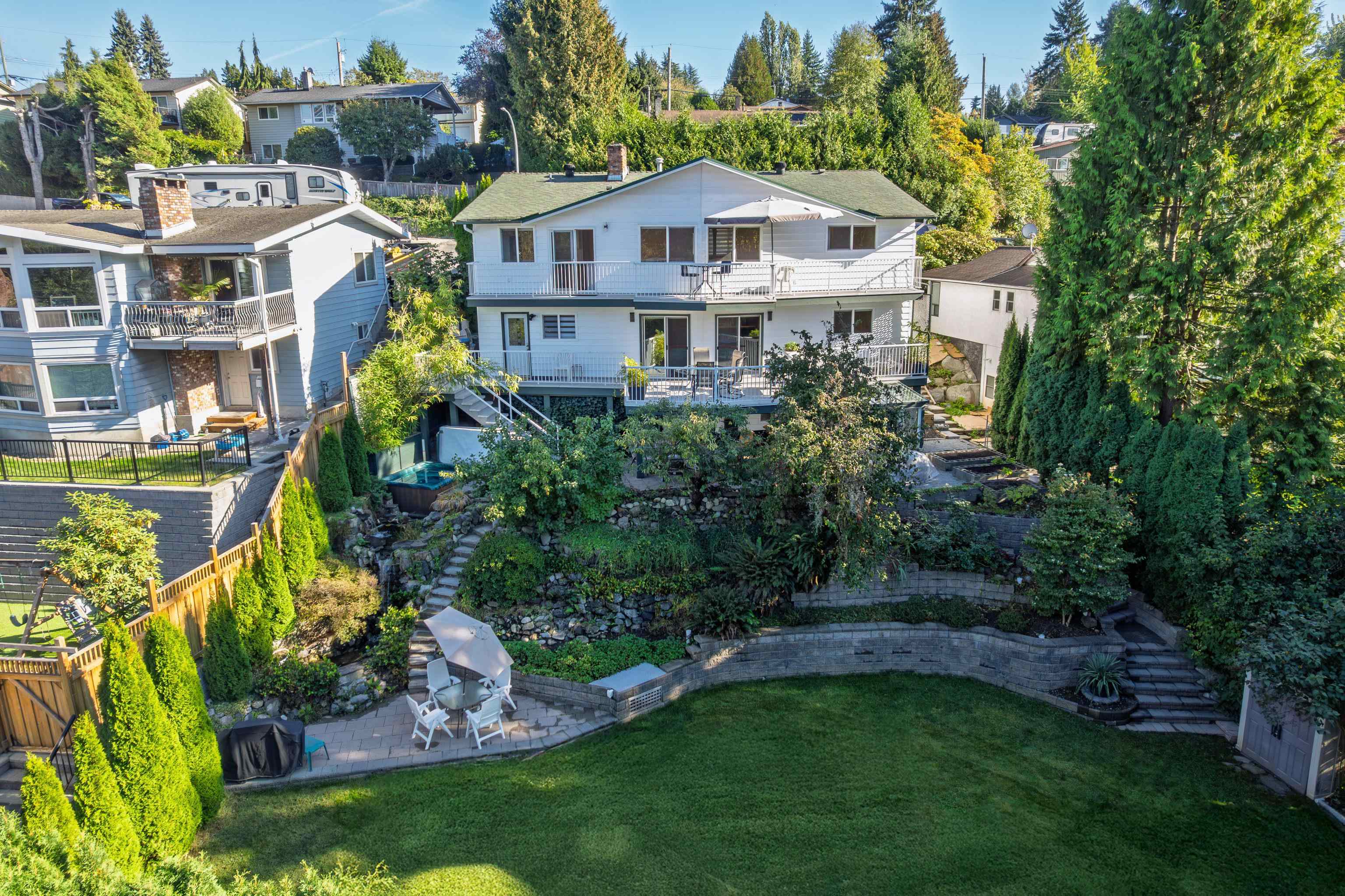 1496 Mary Hill Lane, Port Coquitlam, BC V3C 4C3
