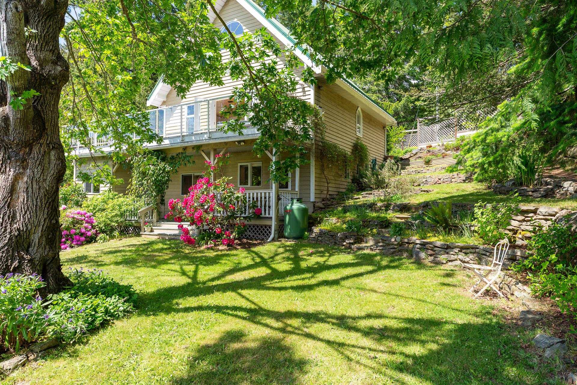 273 Leighton Lane, Mayne Island, BC V0N 2J2