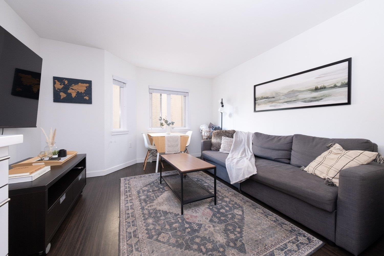 370 Carrall St #406, Vancouver, BC V6B 2J3