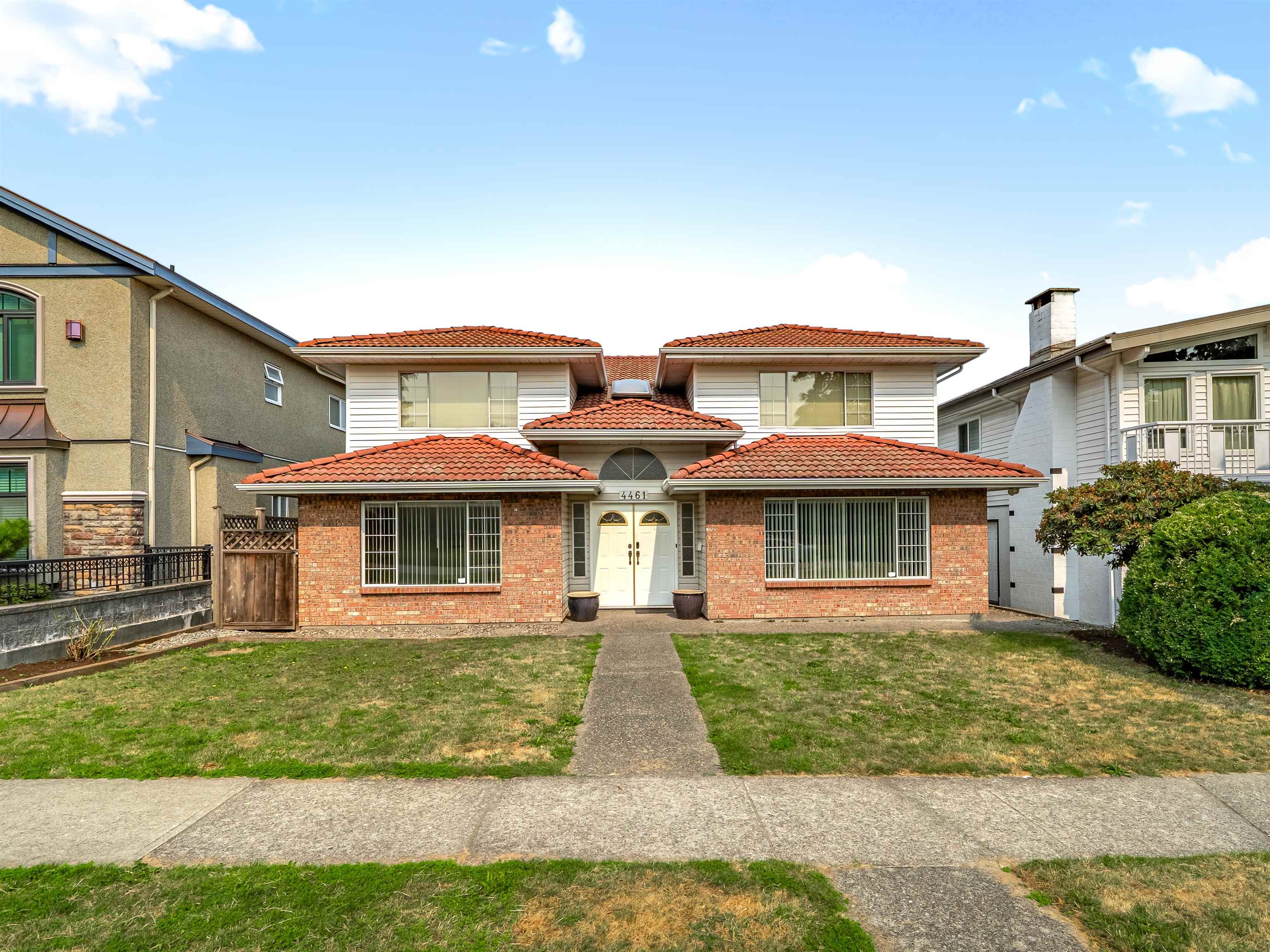 4461 Pandora Street, Burnaby, BC V5C 2B8