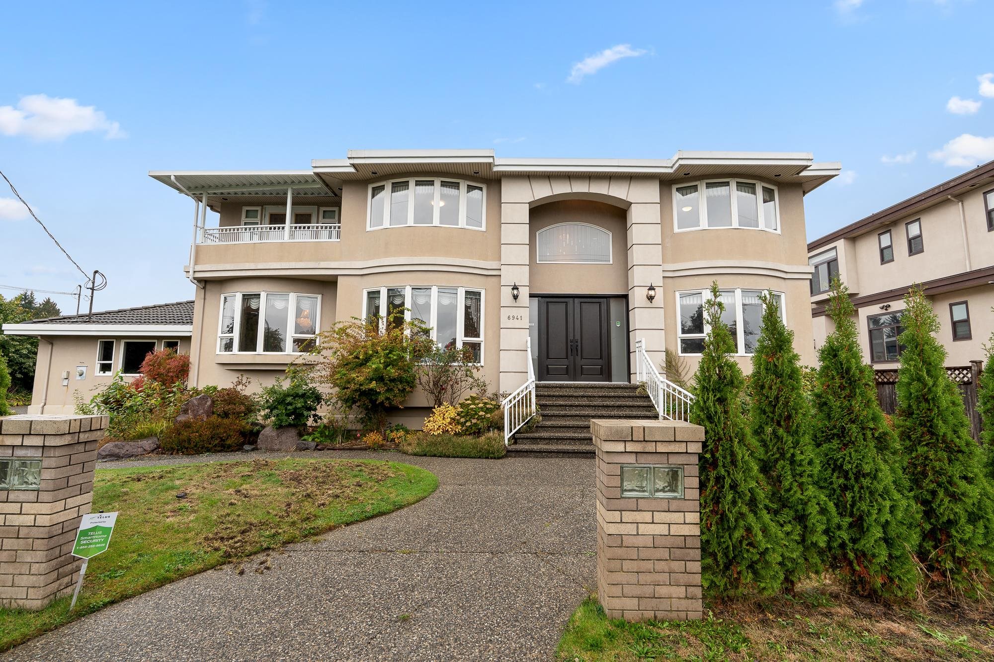 6941 Adair Street, Burnaby, BC V5B 2W8