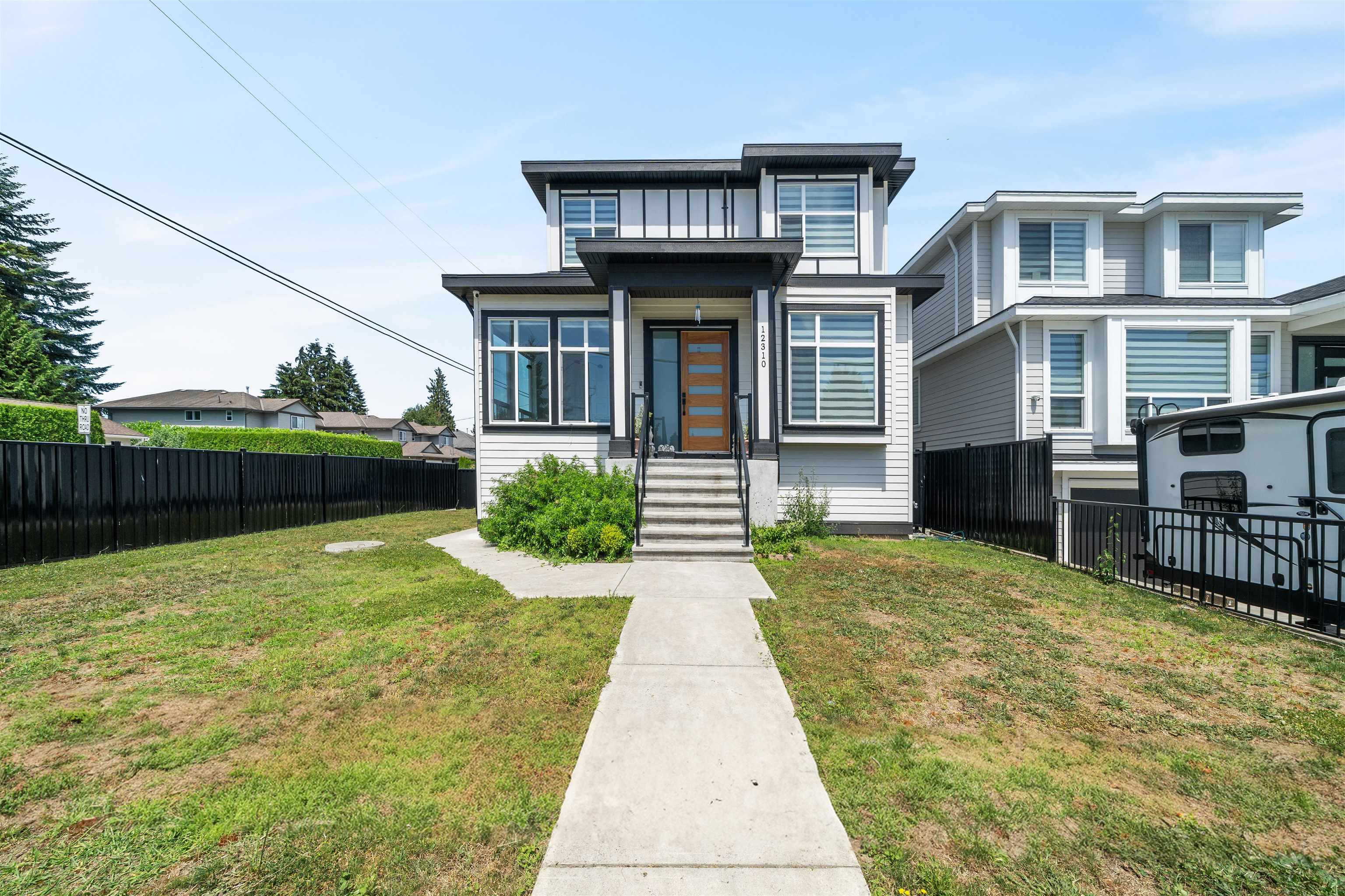 189a Street, Pitt Meadows, BC V3Y 2H3