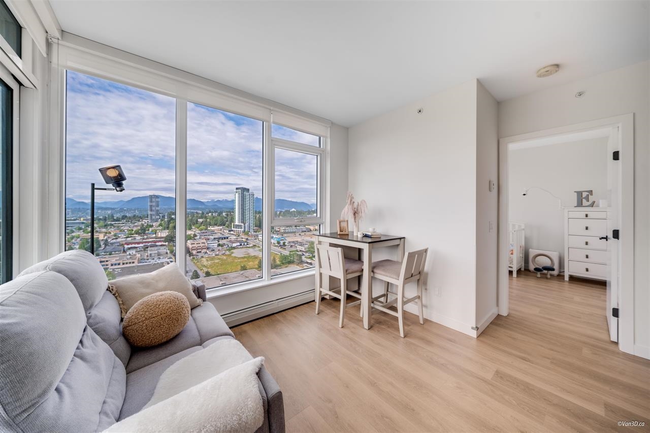 13685 102 Avenue #2211, Surrey, BC V3T 0S2