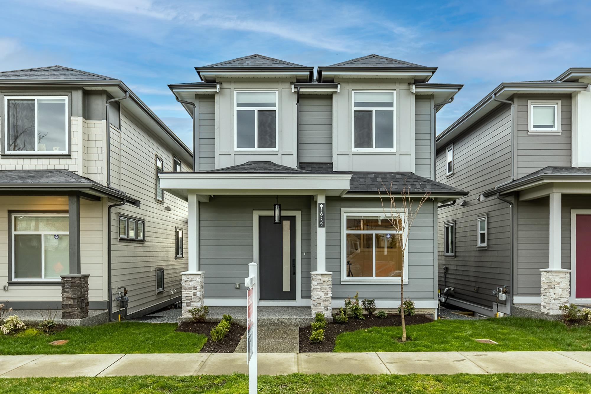 20a Avenue, Surrey, BC V3Z 1J4