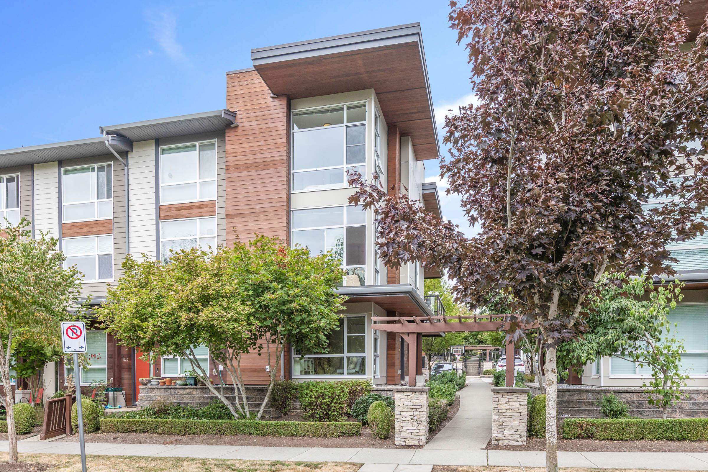 2228 162 Street #164, Surrey, BC V3Z 6P4