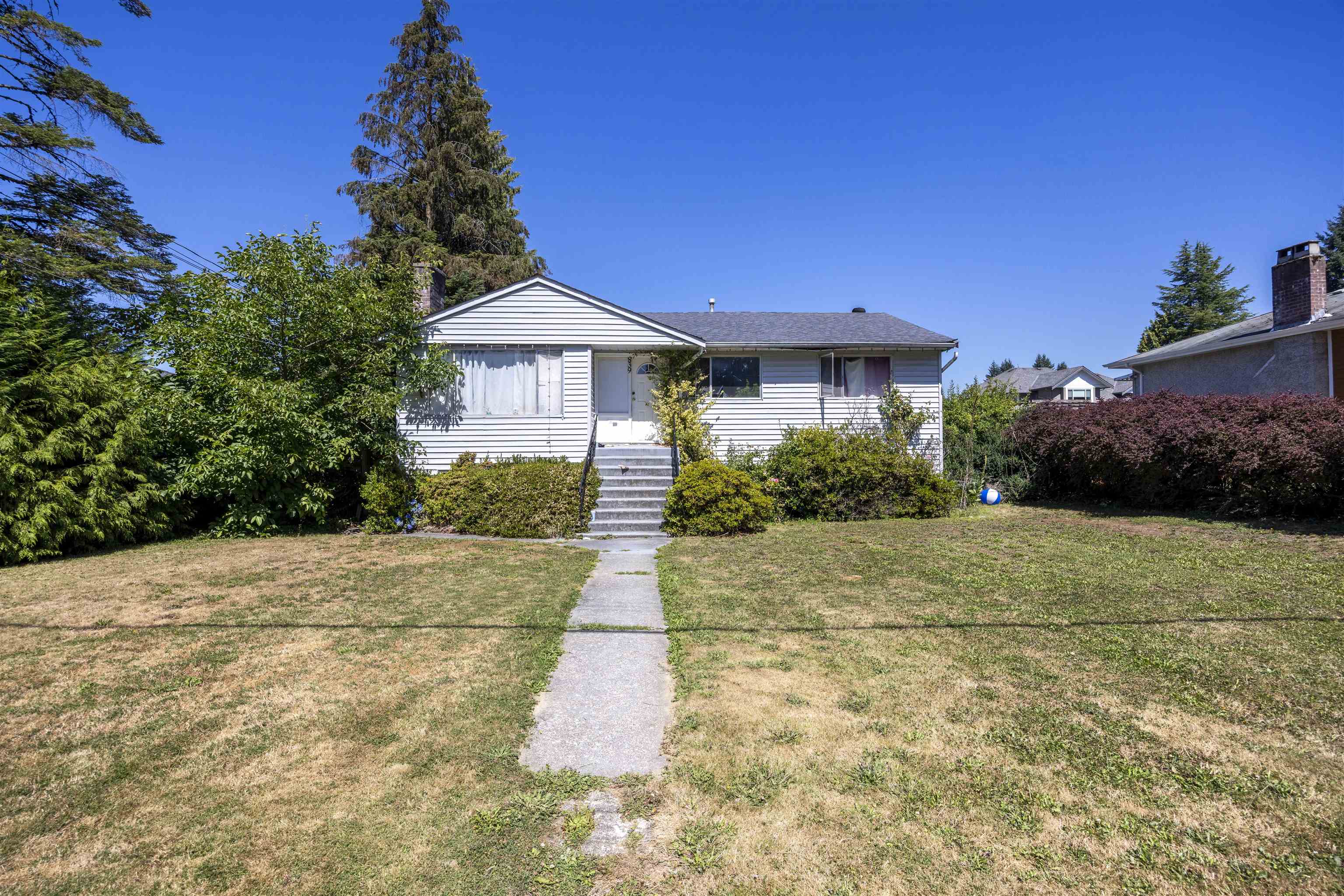 839 Regan Avenue, Coquitlam, BC V3J 3B1