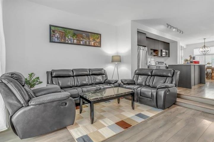 8168 136a Street #80, Surrey, BC V3W 2Z6