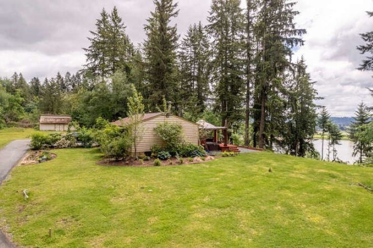 26521 Lougheed Highway, Maple Ridge, BC V2W 1K2