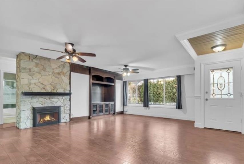 96a Avenue, Surrey, BC V3V 1Z9