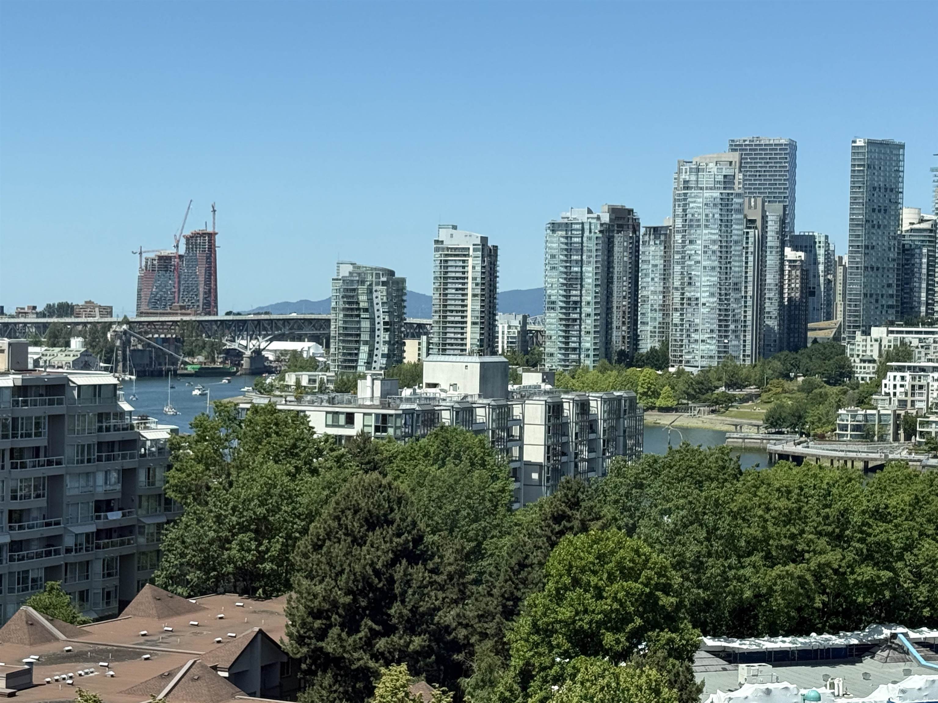 445 West 2nd Avenue #1404, Vancouver, BC V5Y 0E8