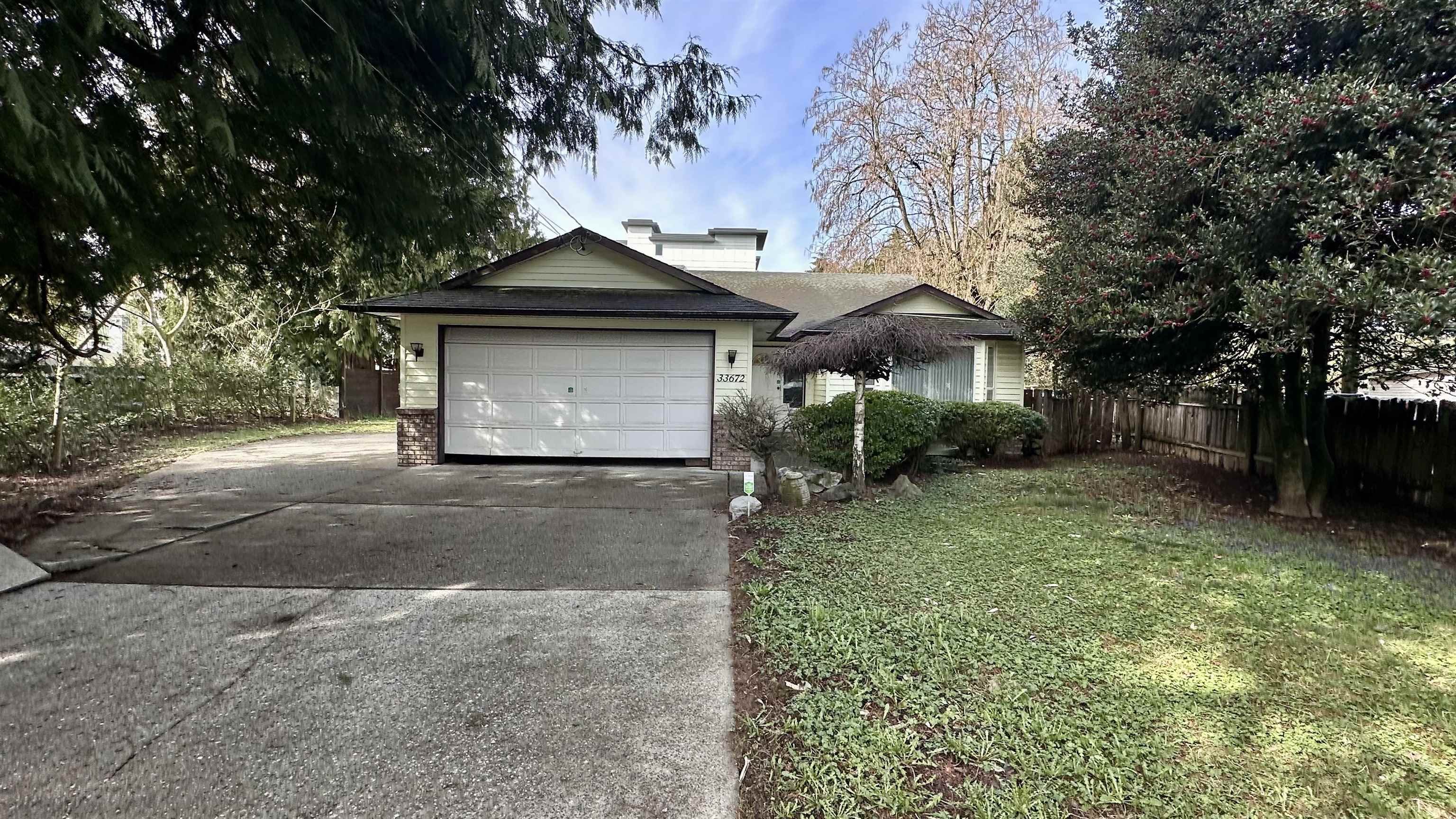 33672 Rockland Avenue, Abbotsford, BC V2S 1T7