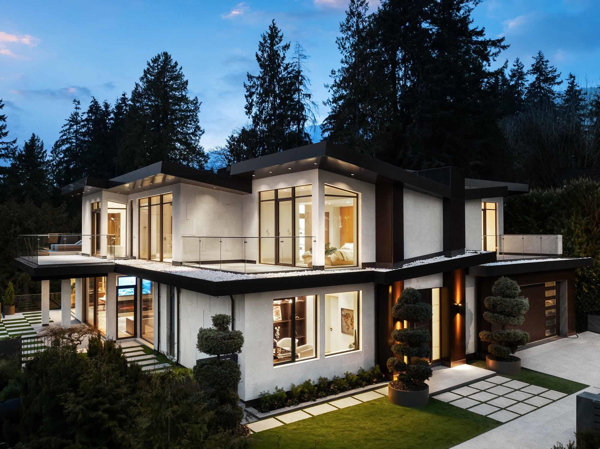 28th Street, West Vancouver, BC V7V 1M1