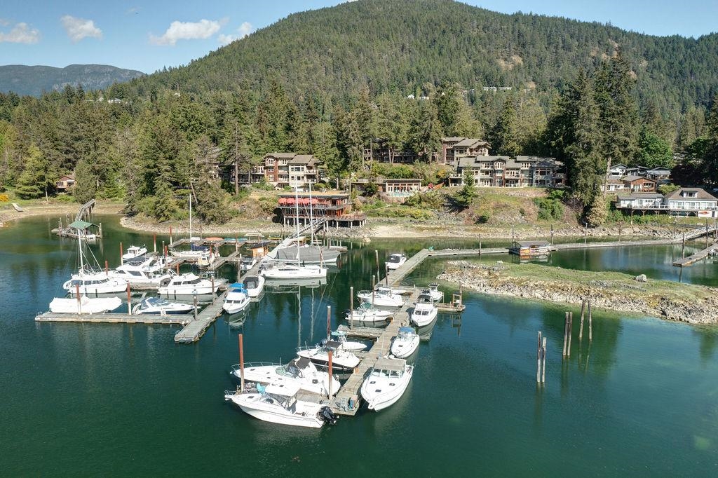 12849 Lagoon Rd #20d, Madeira Park, BC V0N 2H0
