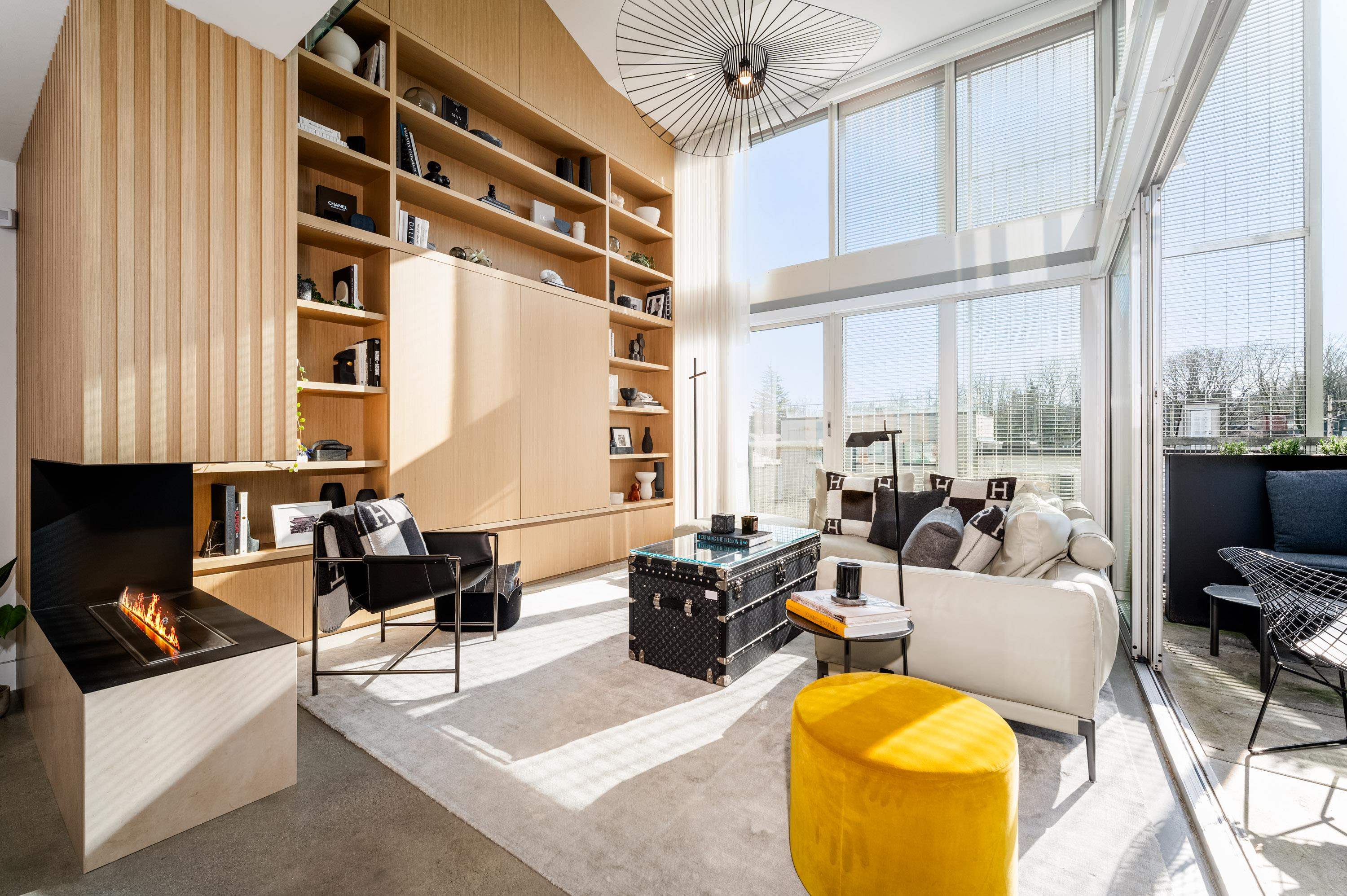 4387 West 10th Avenue #401, Vancouver, BC V6R 2H6