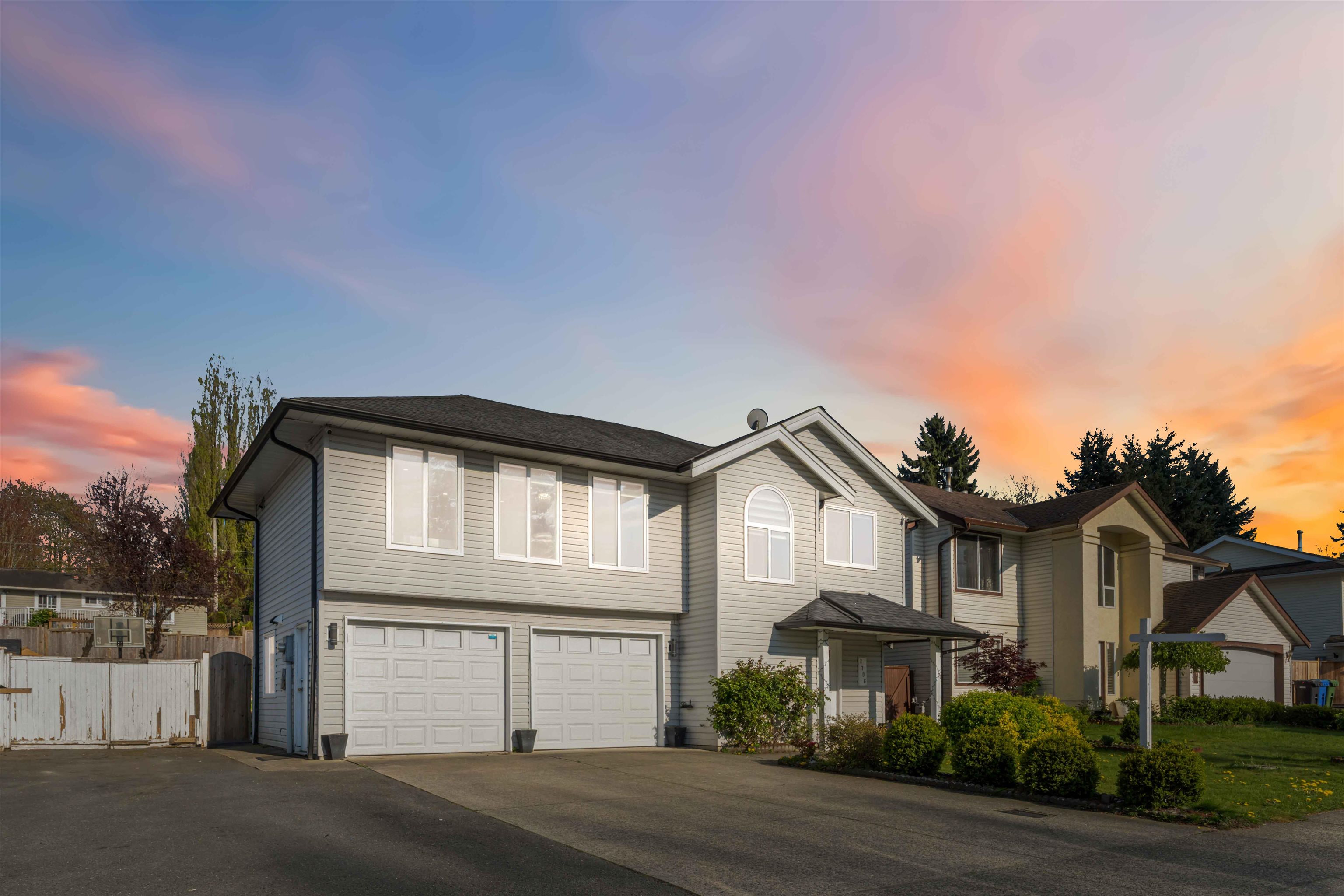 2706 Mitchell Street, Abbotsford, BC V2T 5G4