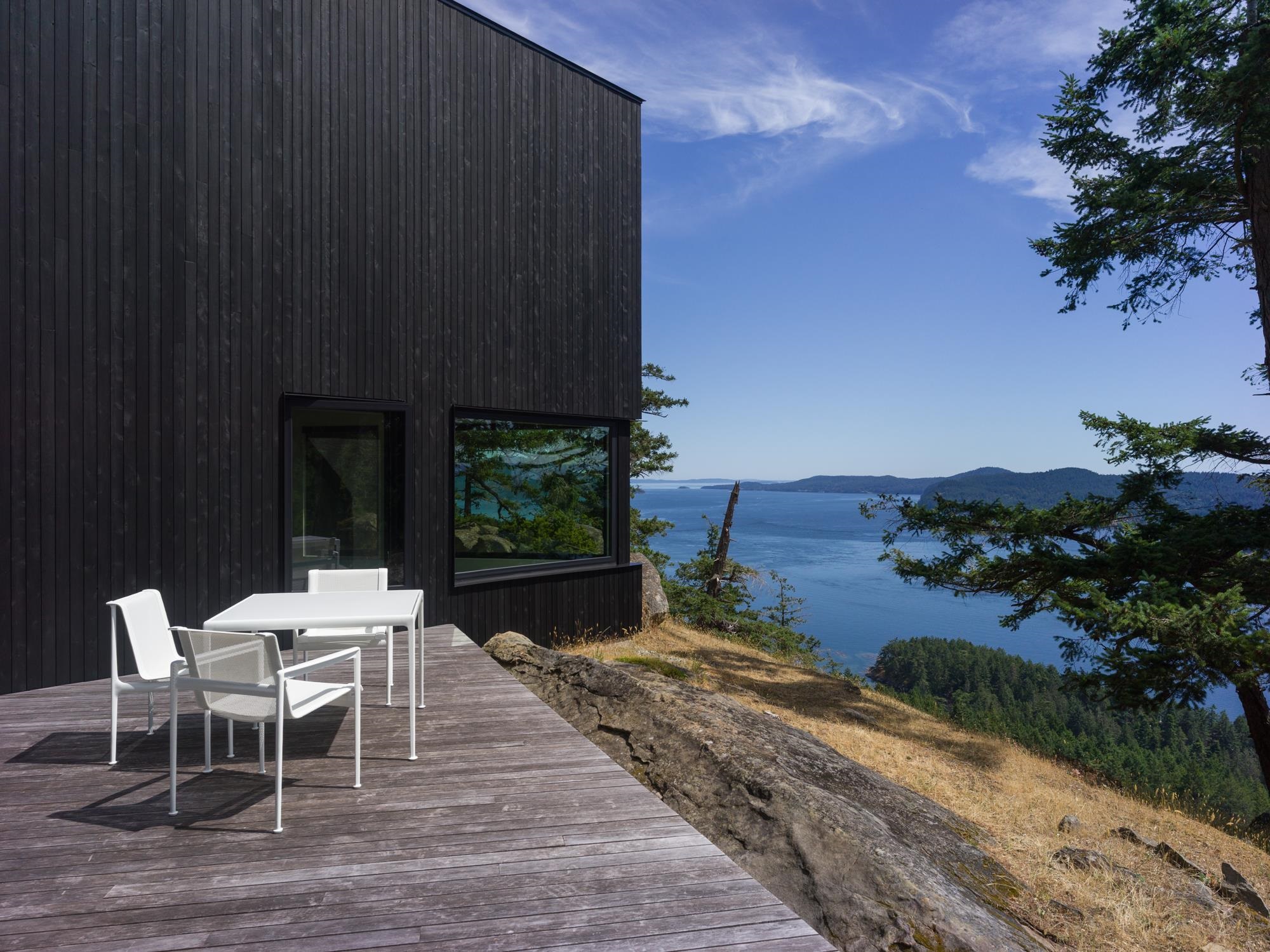 Tinker Road, Mayne Island, BC V0N 2J2