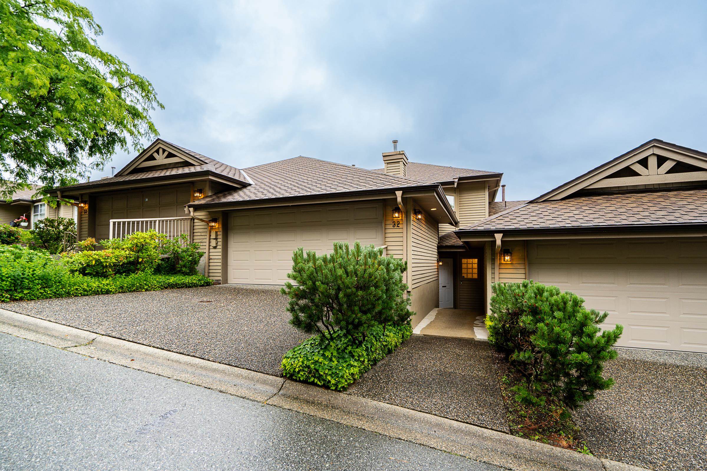 2979 Panorama Drive #32, Coquitlam, BC V3E 2W8