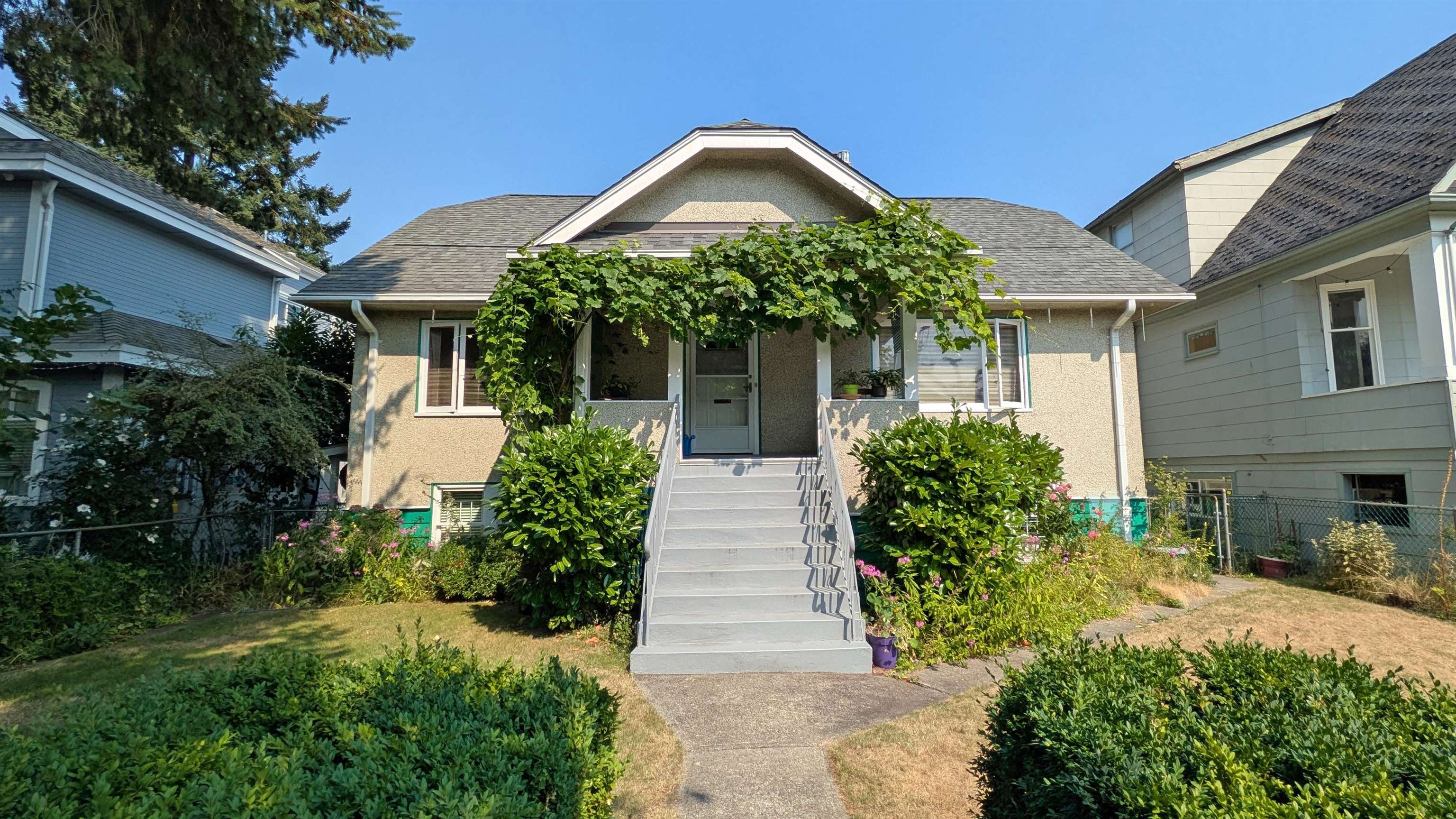 1225 East 19th Avenue #1223, Vancouver, BC V5V 1L2