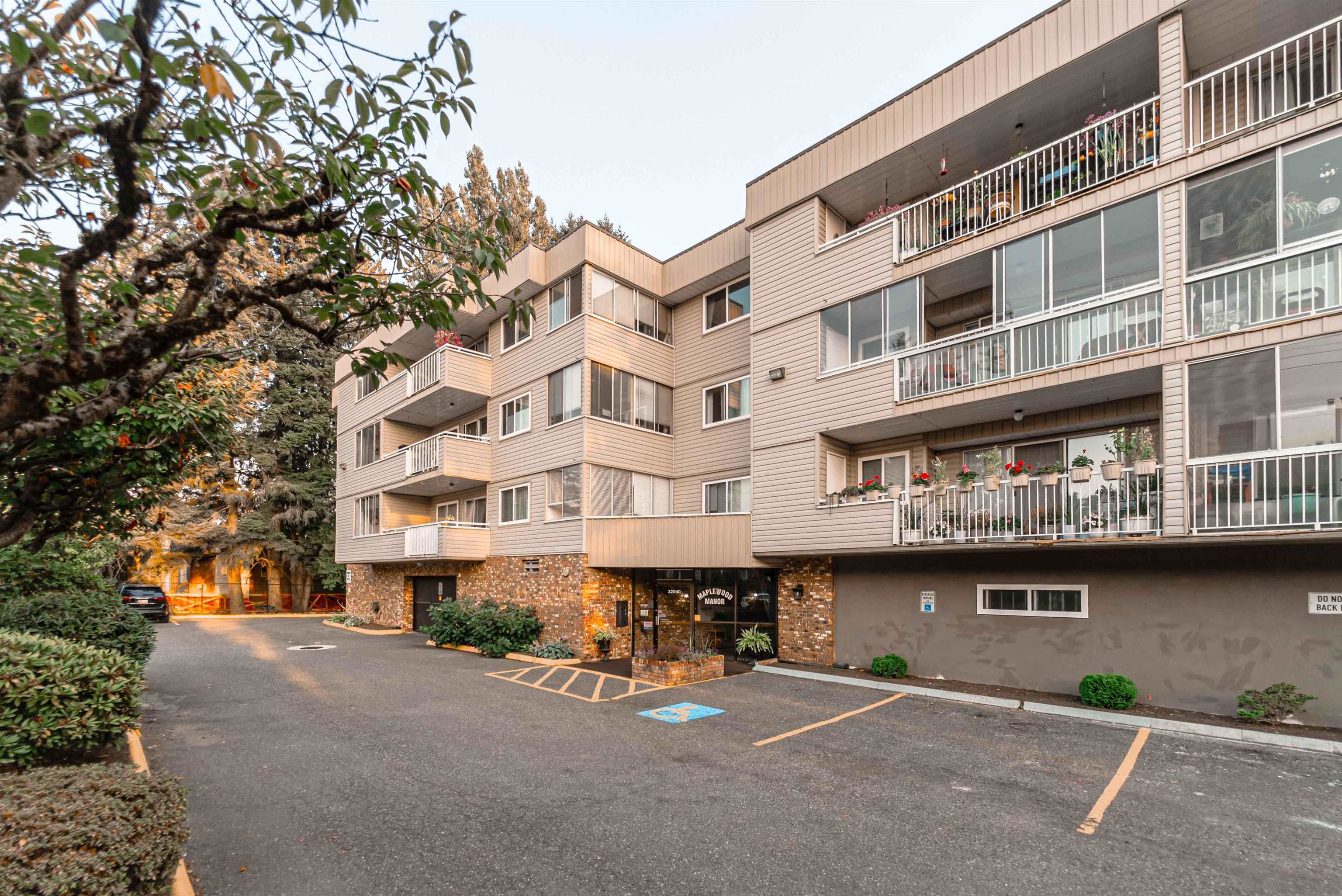 32040 Tims Avenue #210, Abbotsford, BC V2T 2H2