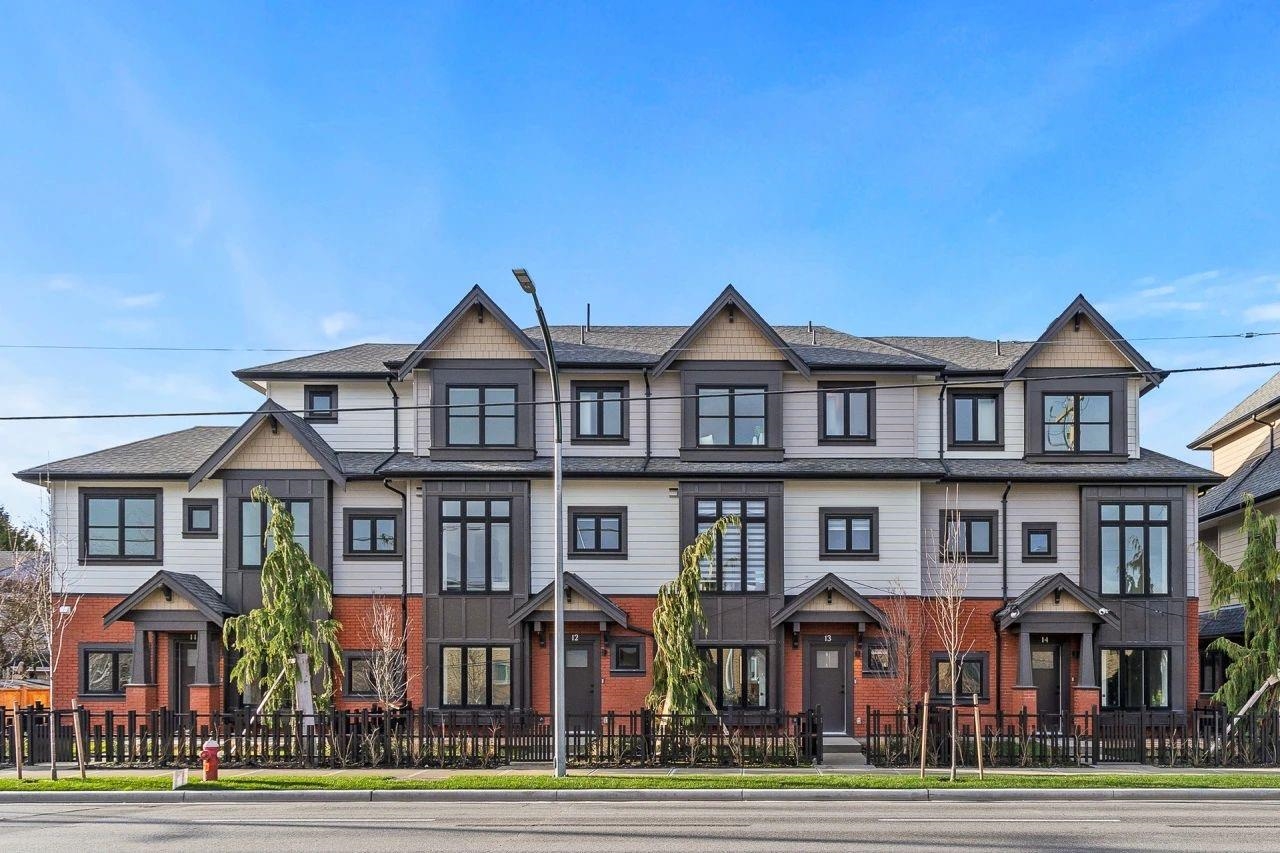 10233 No 2 Rd #14, Richmond, BC V7E 0C7