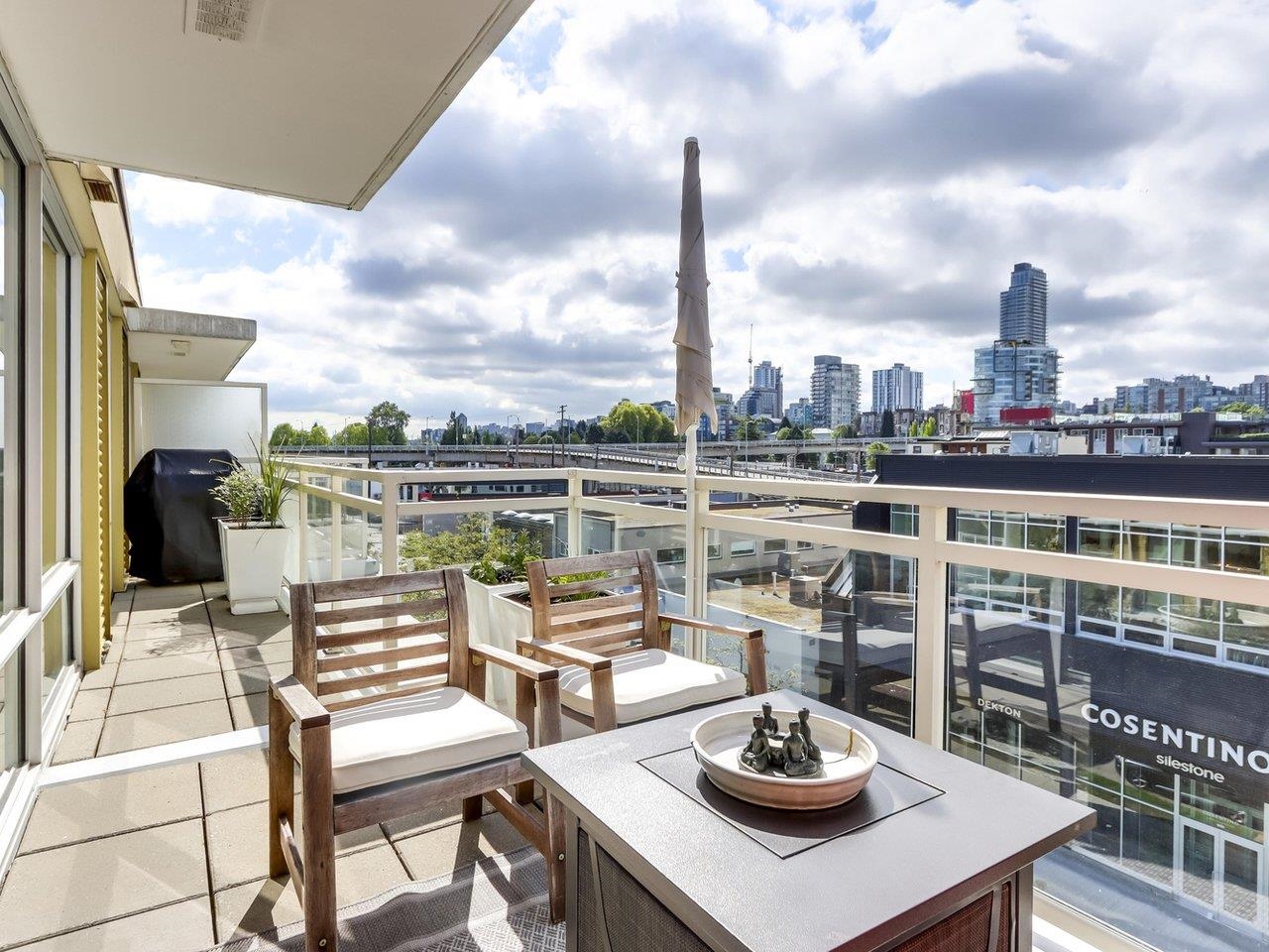 1635 West 3rd Avenue #507, Vancouver, BC V6J 0B6