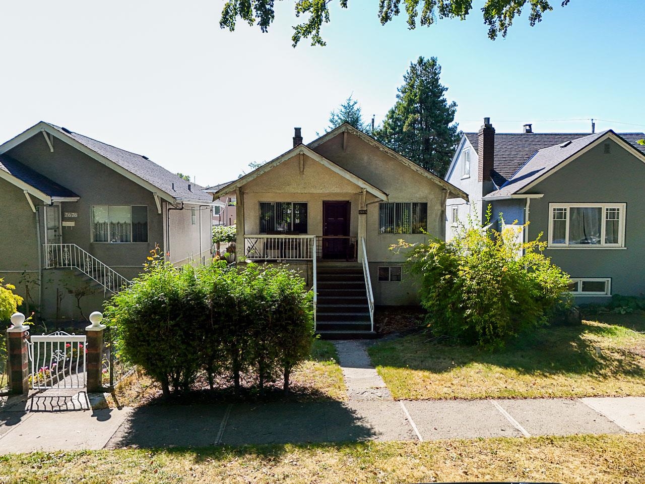 2668 William Street, Vancouver, BC V5K 2Y5