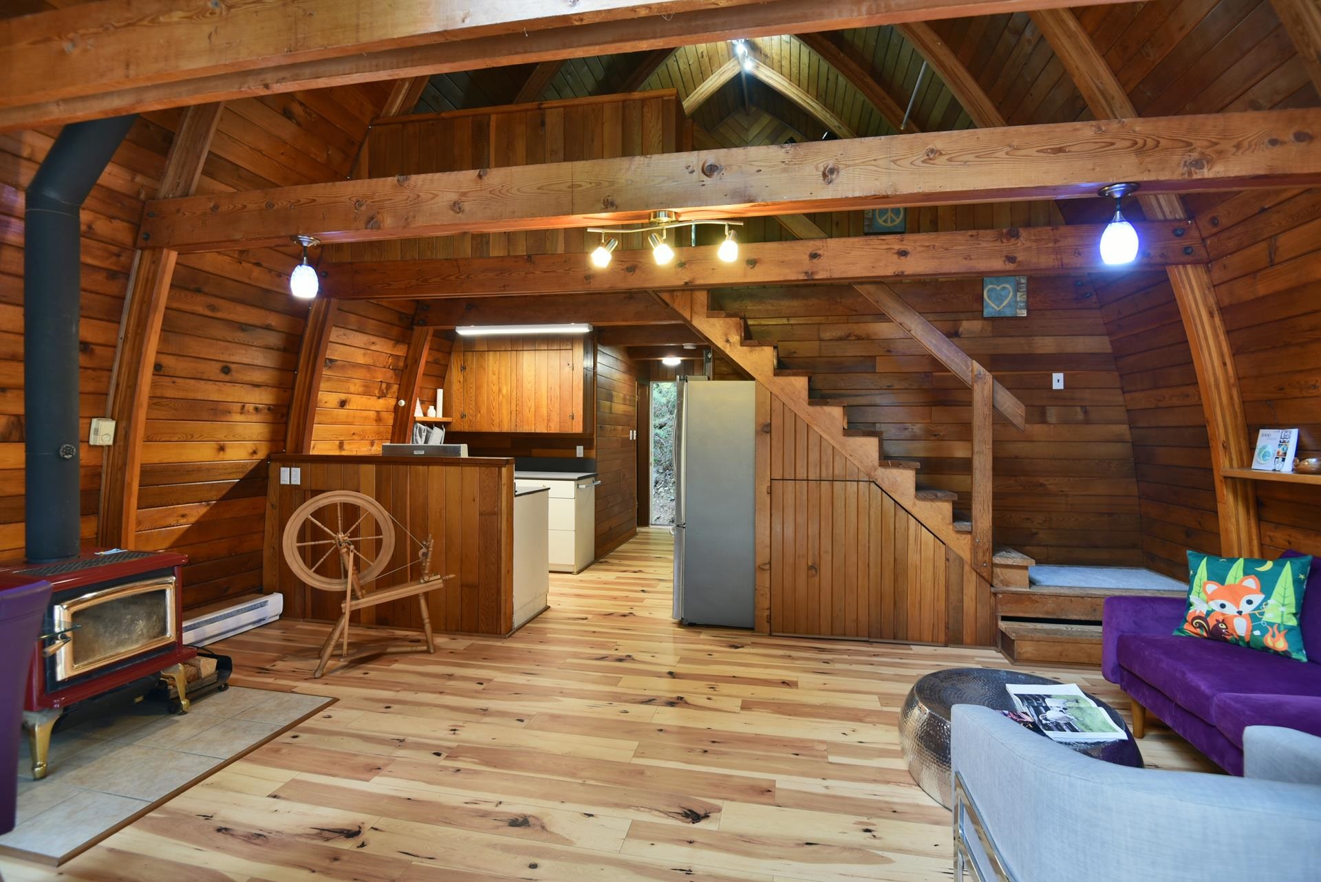 5569 Sans Souci Rd, Halfmoon Bay, BC V7Z 1B6