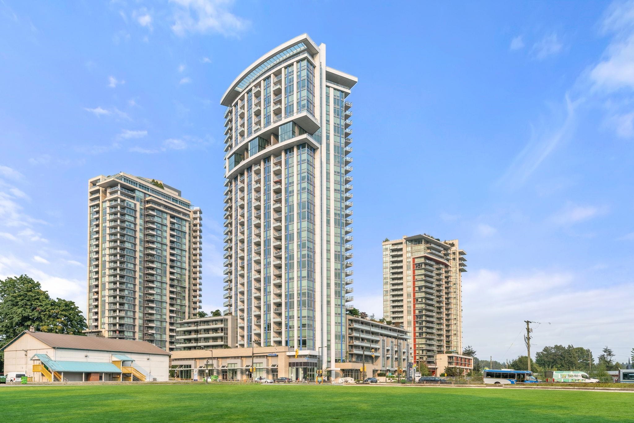 1500 Fern St #1401, North Vancouver, BC V7J 0E6