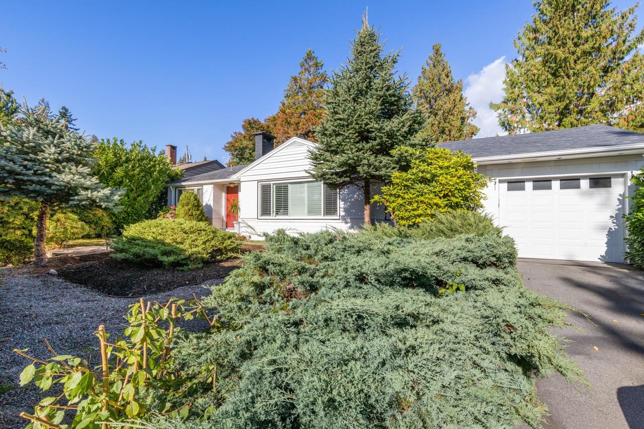 744 Kilkeel Place, North Vancouver, BC V7N 2X1
