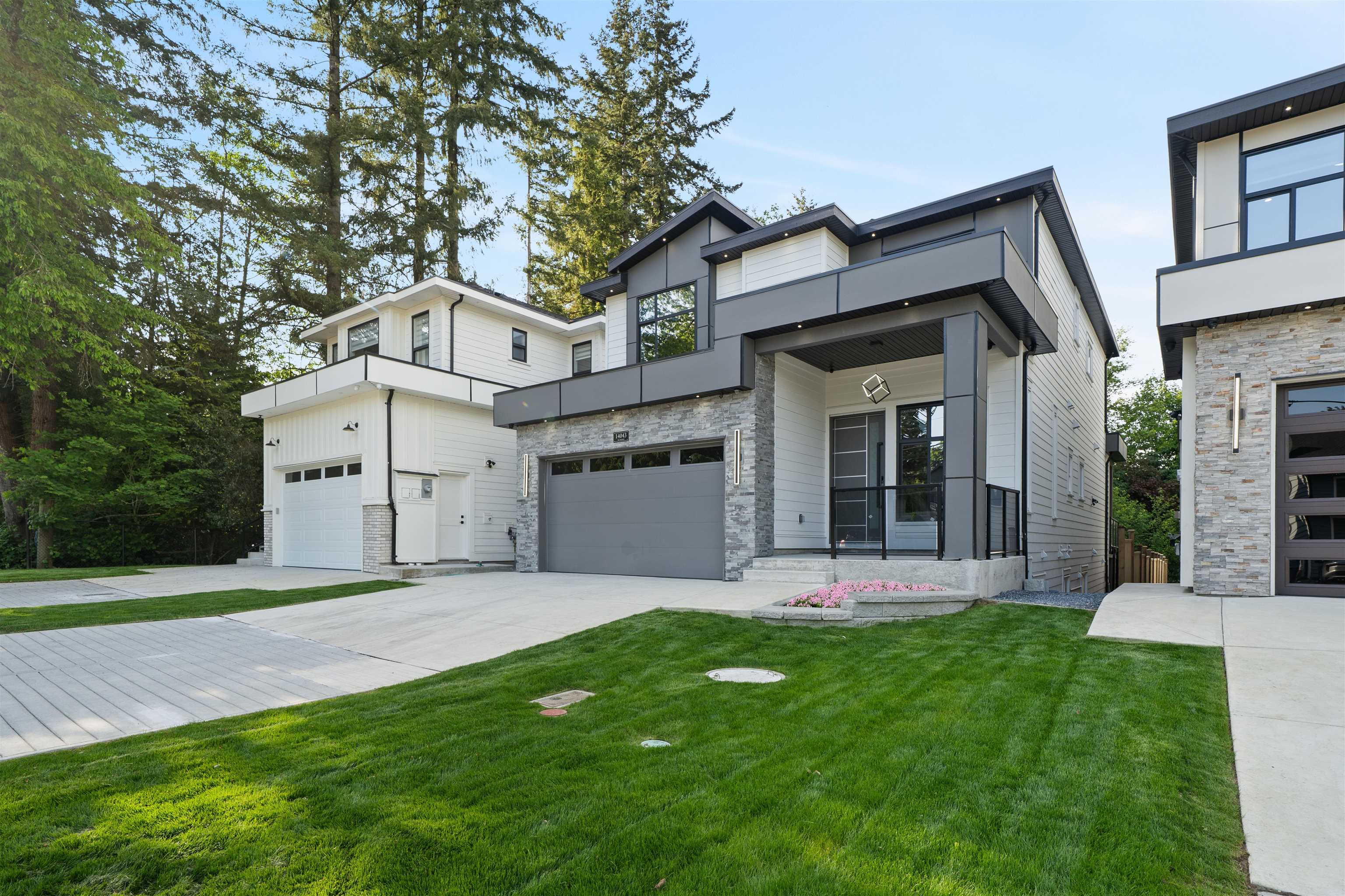 80 Avenue, Surrey, BC V3W 7T5