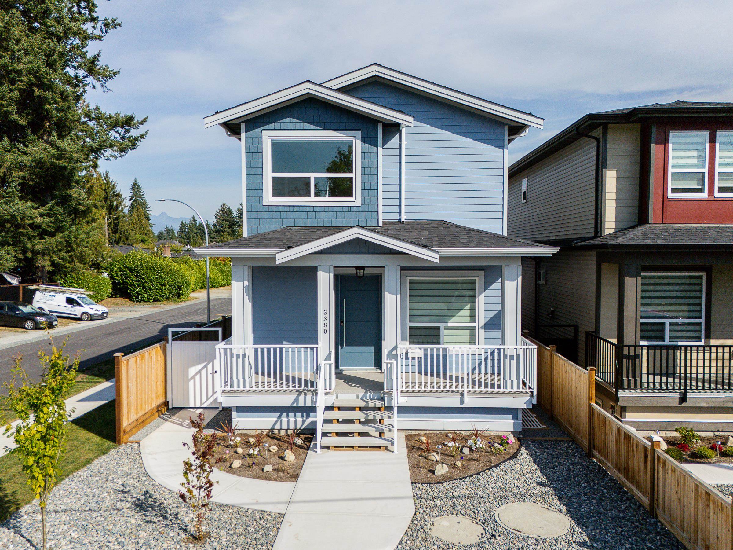 3380 Edinburgh Street, Port Coquitlam, BC V3B 4K1