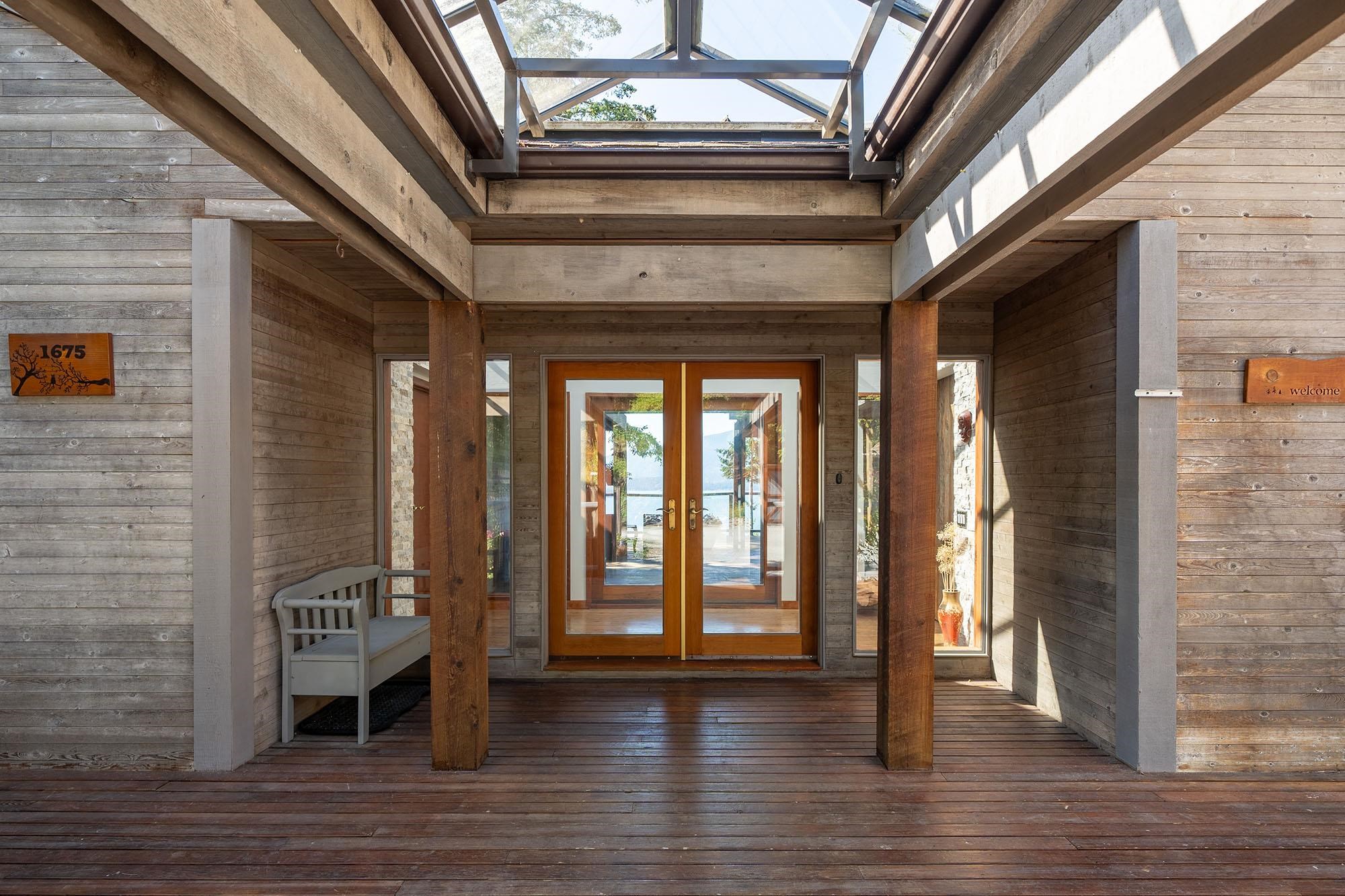 1675 Whitesails Drive, Bowen Island, BC V0N 1G2