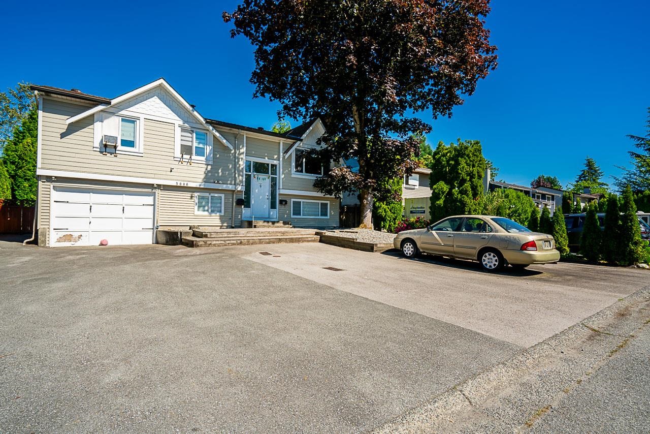 184a Street, Surrey, BC V3S 5S7