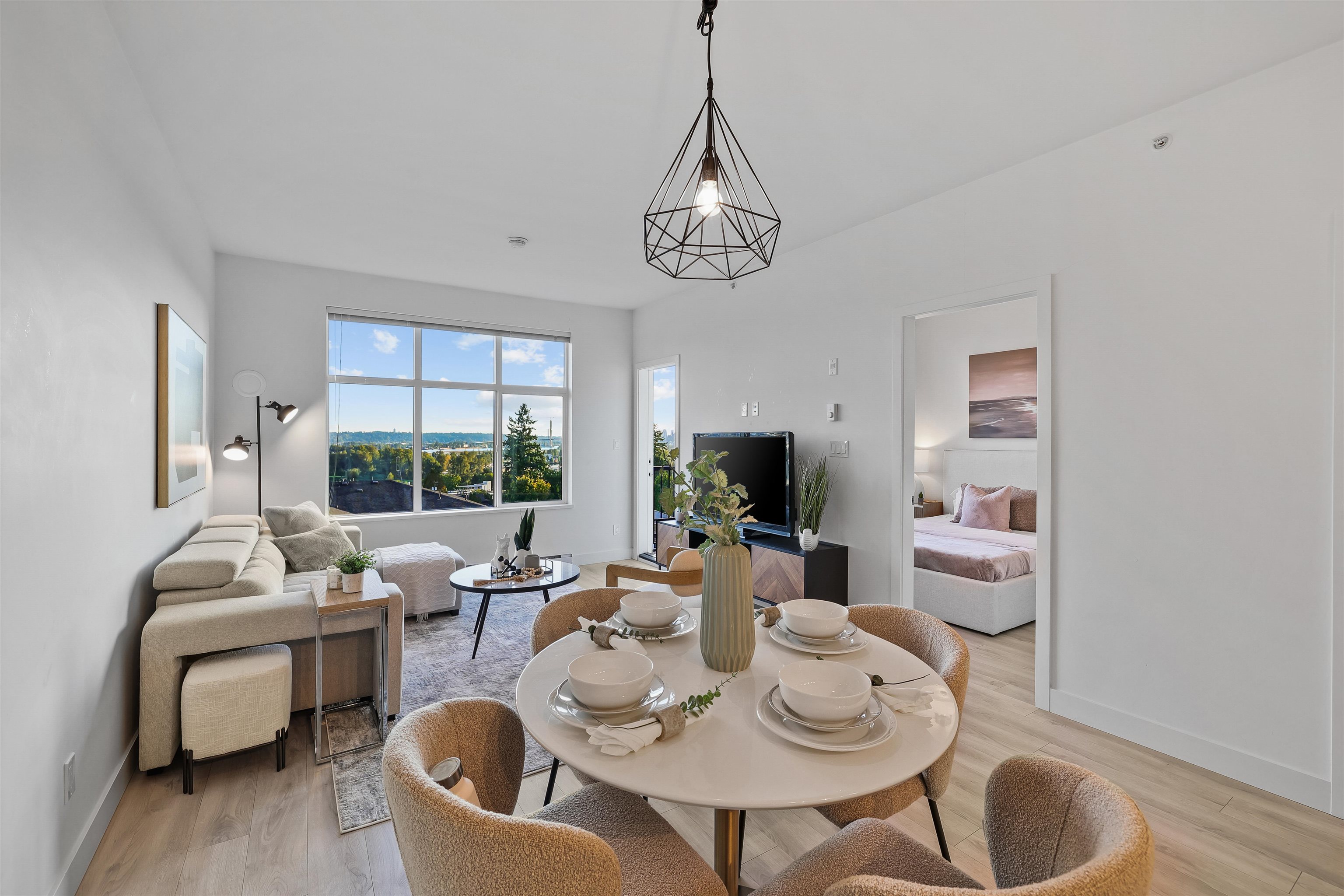 828 Gauthier Avenue #403, Coquitlam, BC V3K 0E9