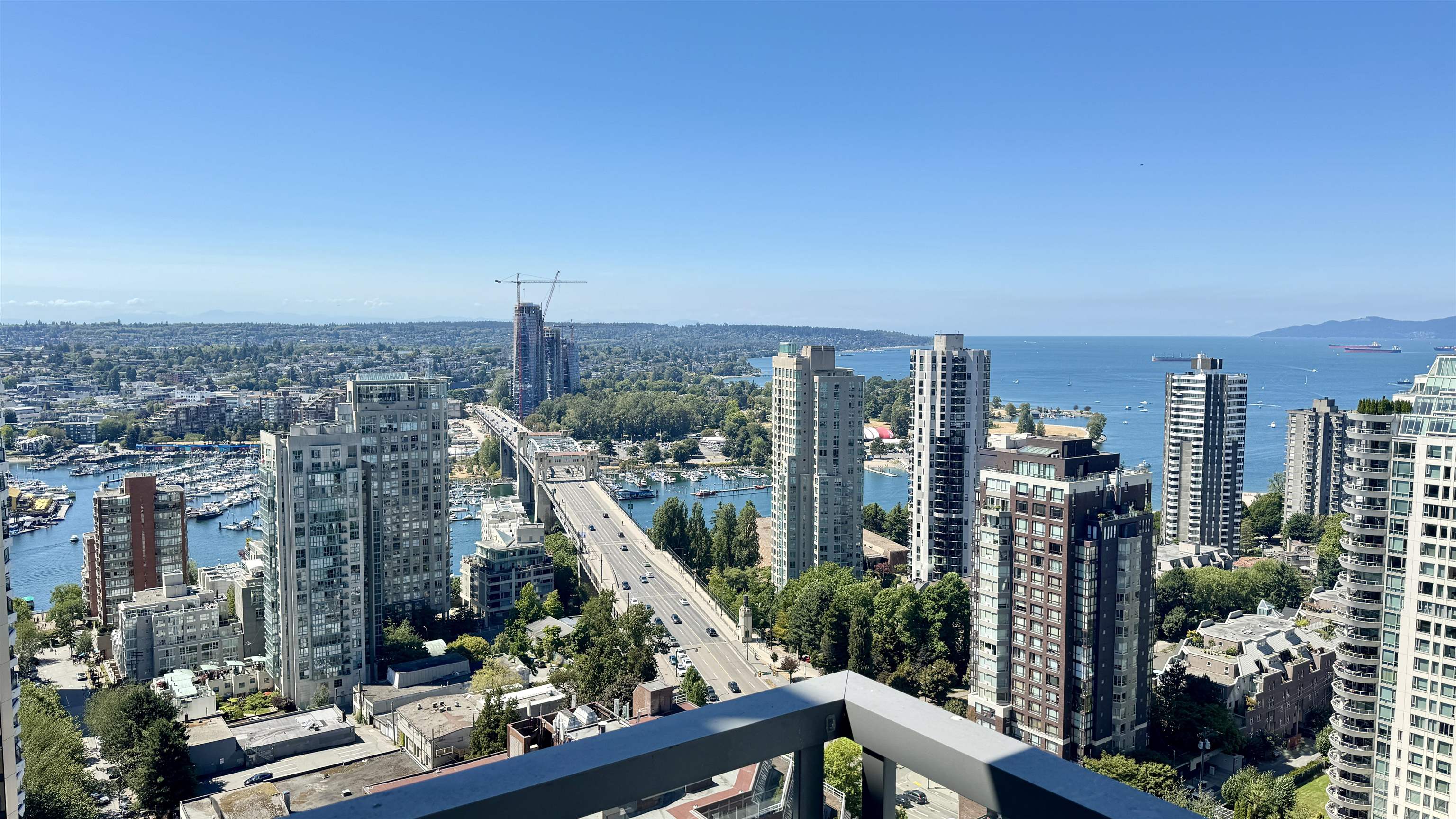 1308 Hornby Street #2801, Vancouver, BC V6Z 0C5