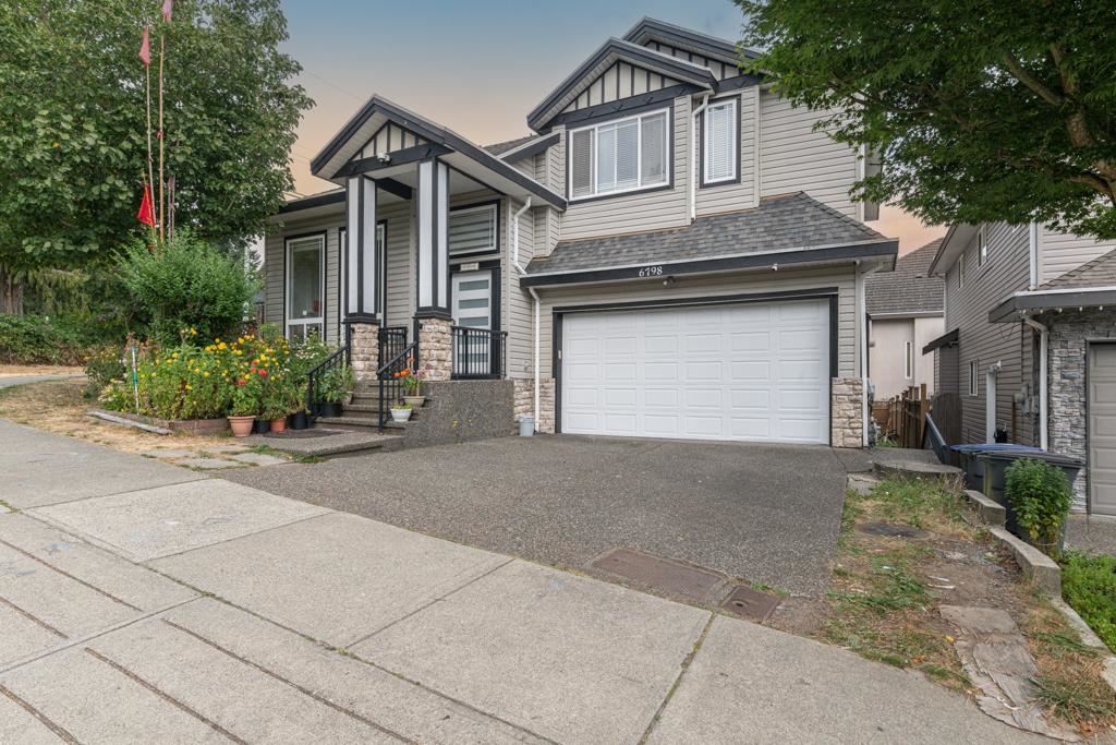 146b Street, Surrey, BC V3S 0Z4